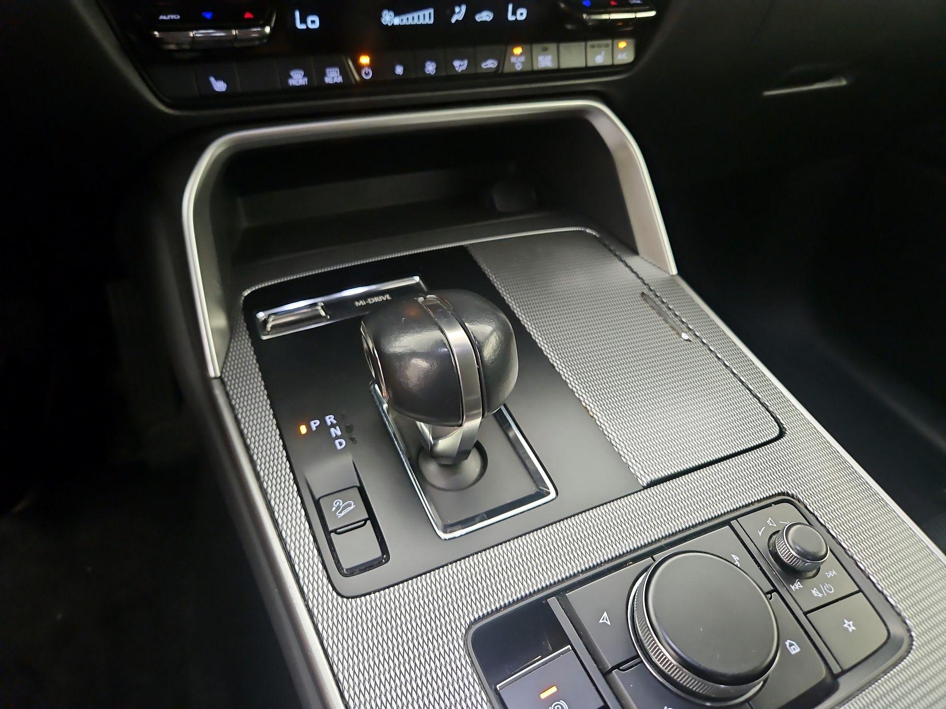 Thumbnail: 2024 Mazda CX-90 - 17