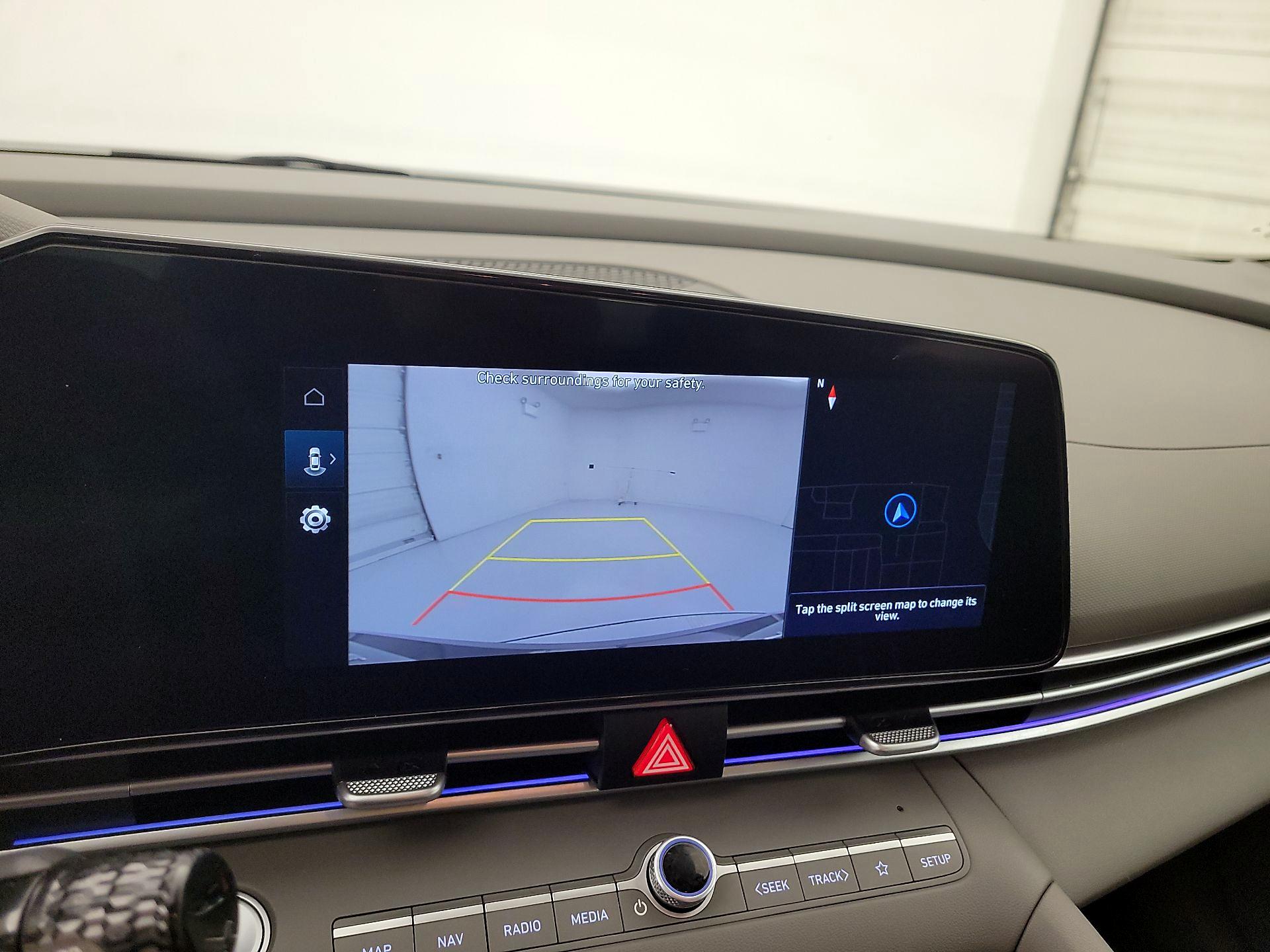 Thumbnail: 2024 Hyundai Elantra - 14