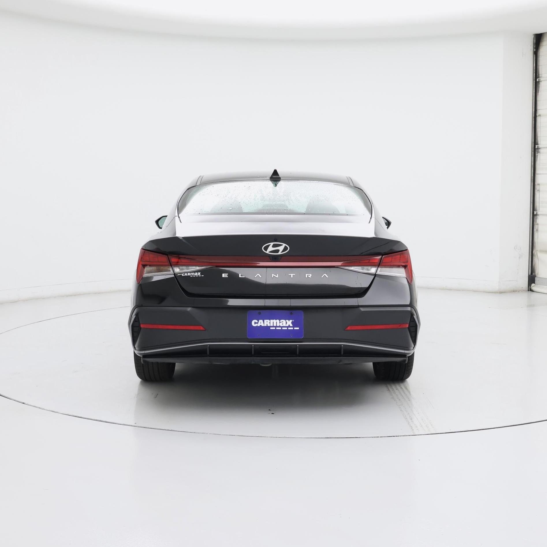 Thumbnail: 2024 Hyundai Elantra - 6