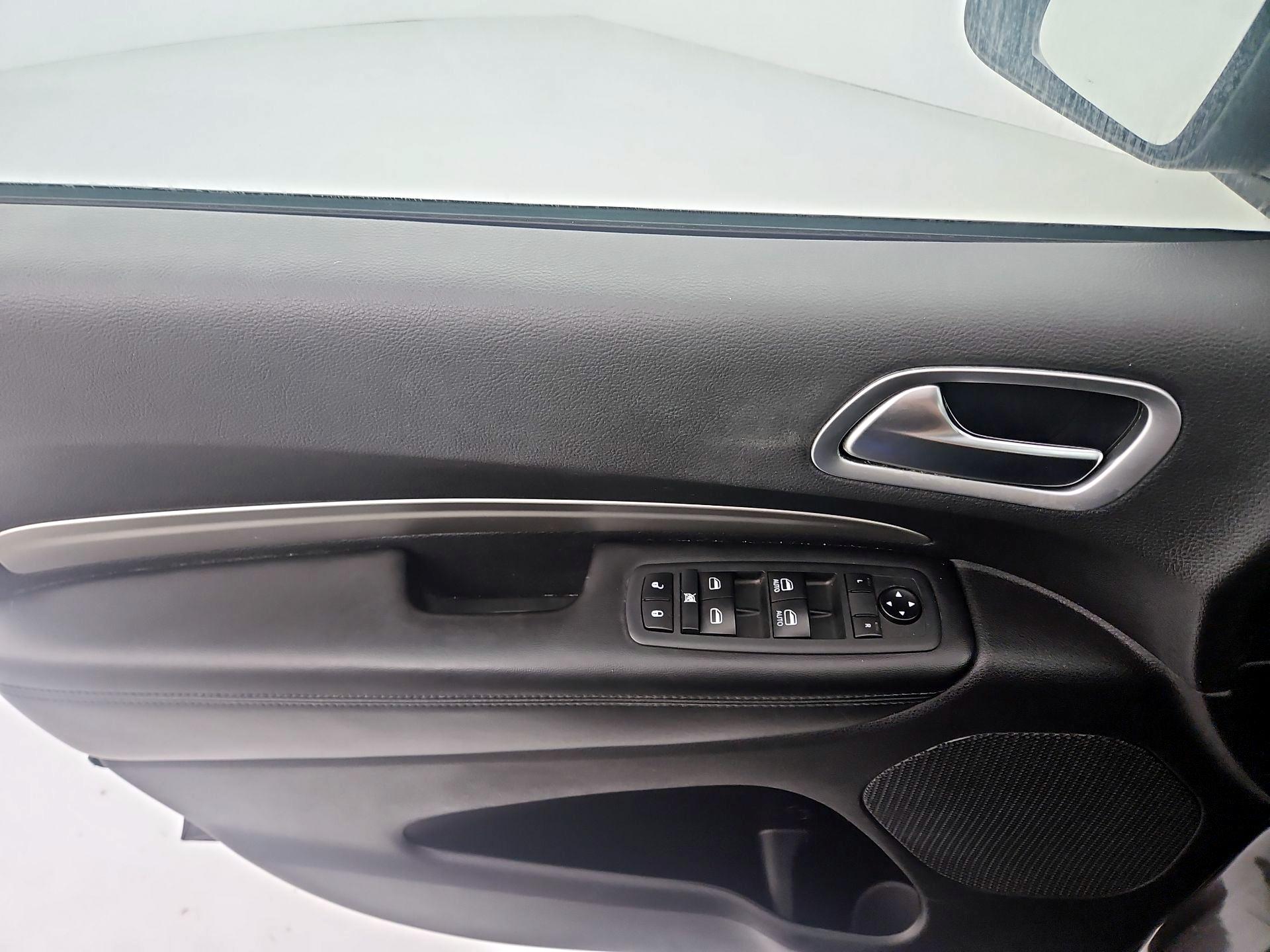 Thumbnail: 2020 Dodge Durango - 12