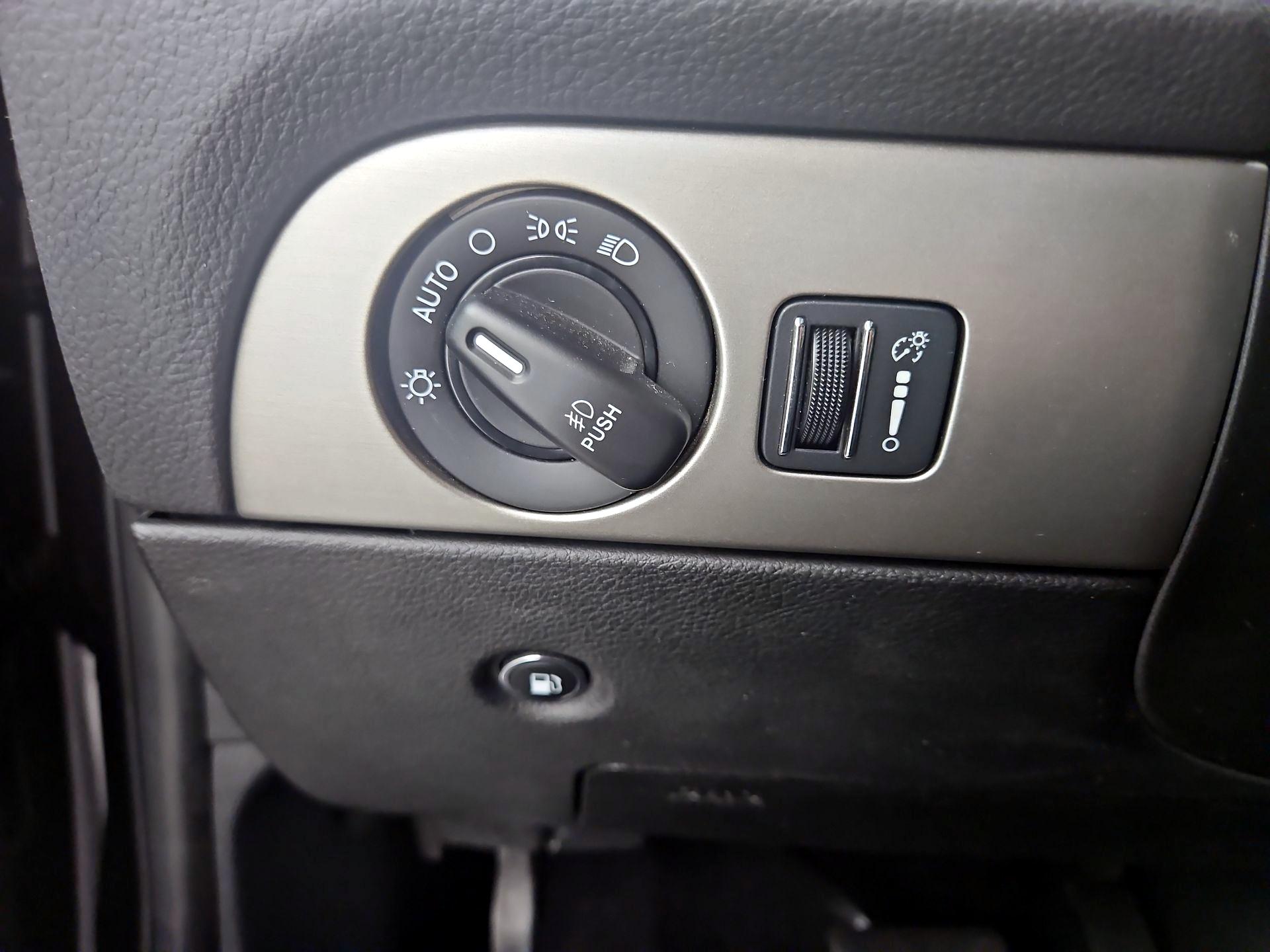 Thumbnail: 2020 Dodge Durango - 13