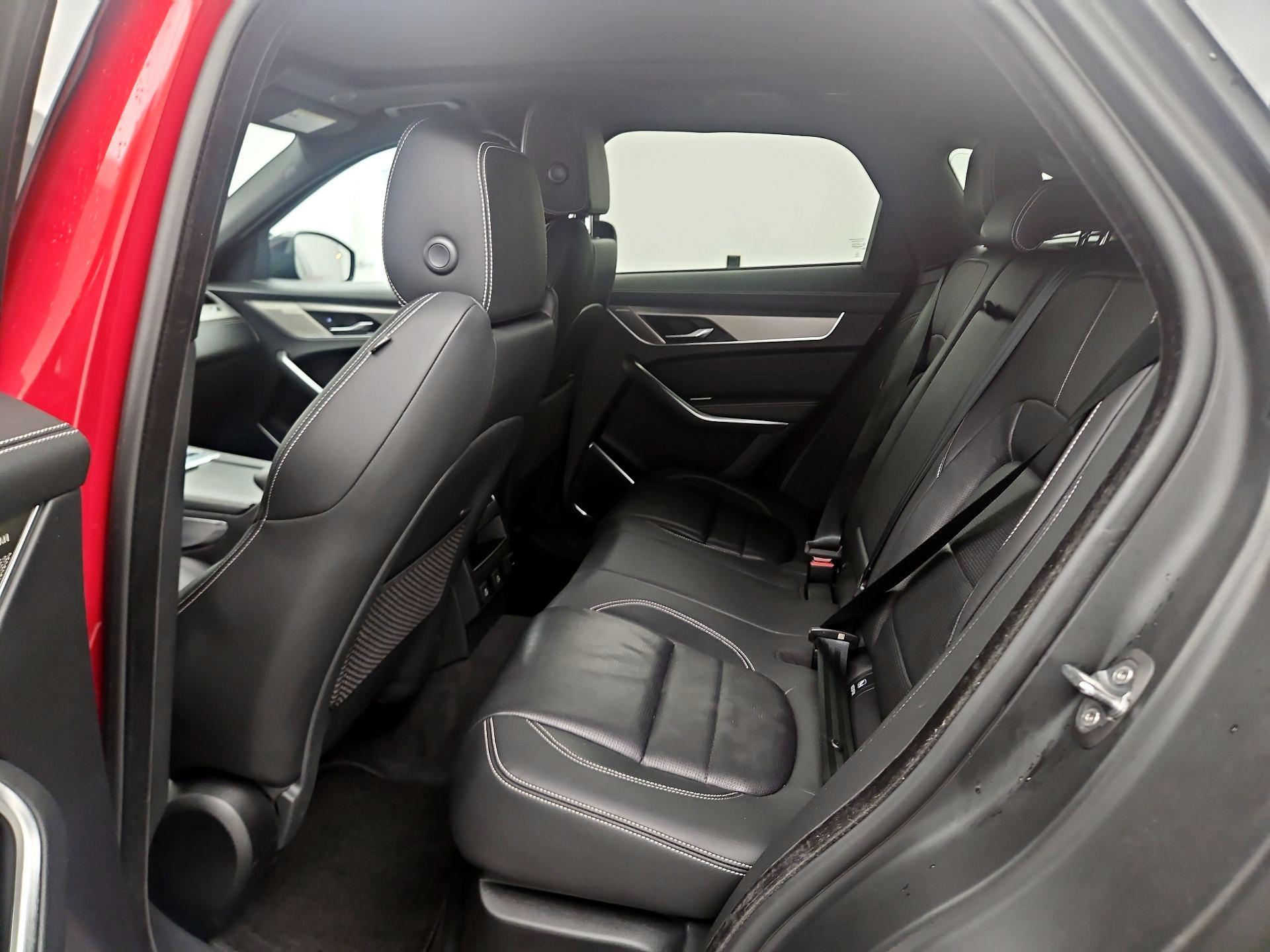 Thumbnail: 2024 Jaguar F-Pace - 19