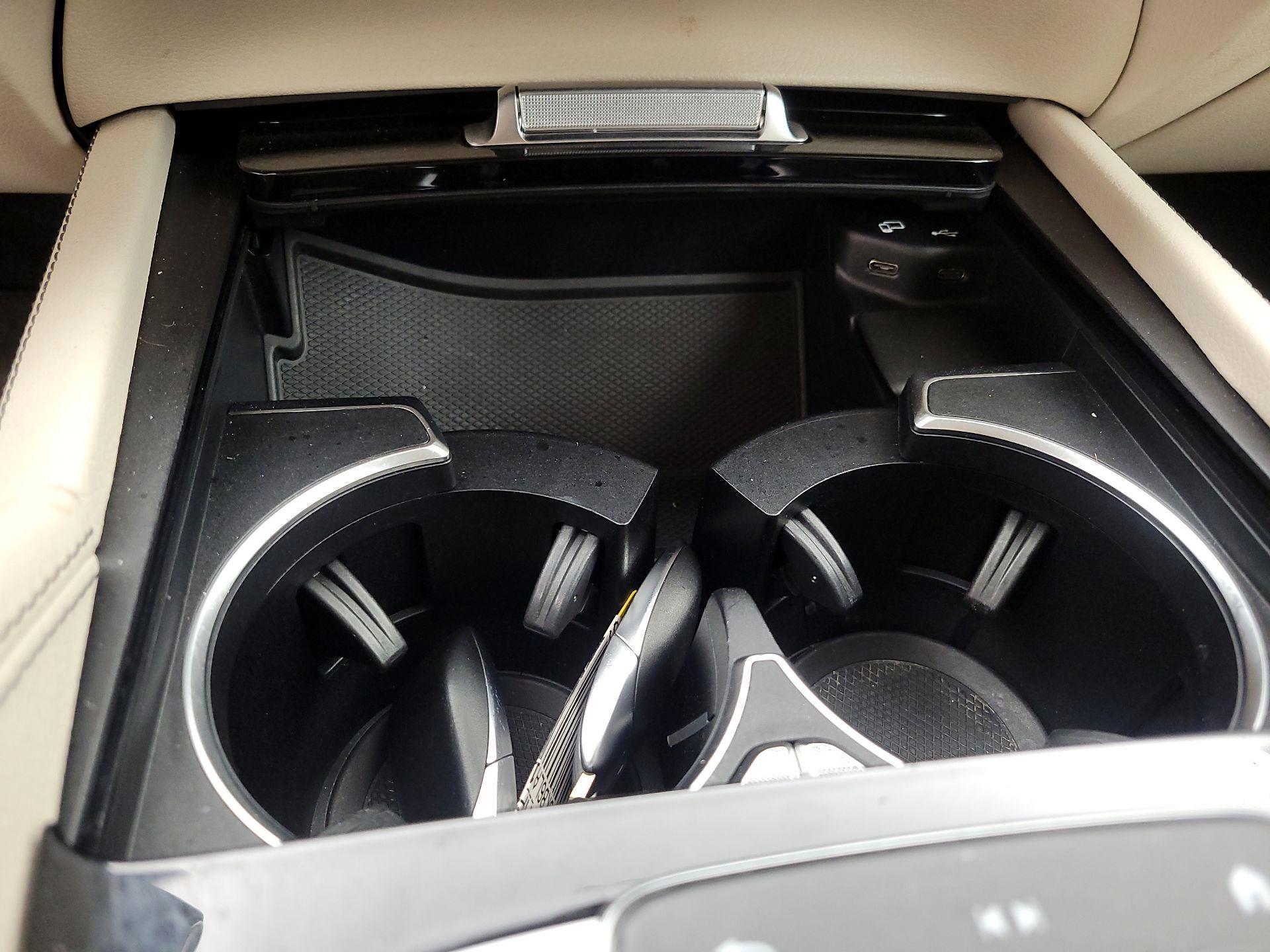 Thumbnail: 2020 Mercedes-Benz GLE - 16