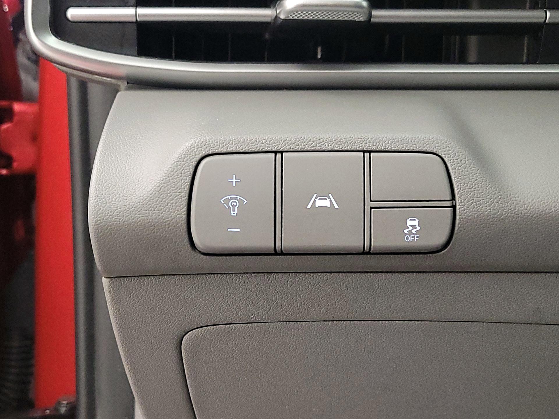 Thumbnail: 2023 Hyundai Elantra - 13