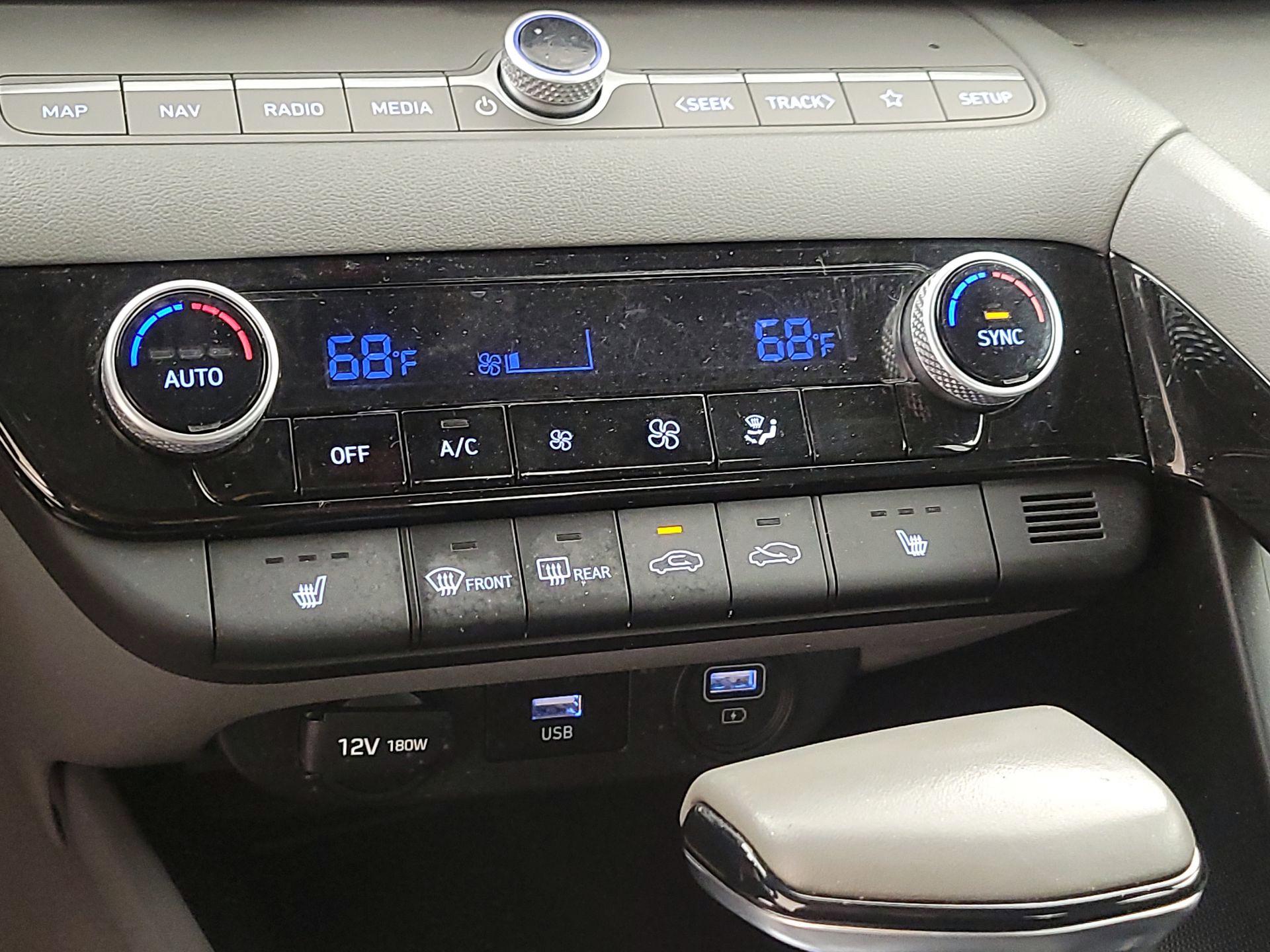 Thumbnail: 2023 Hyundai Elantra - 16