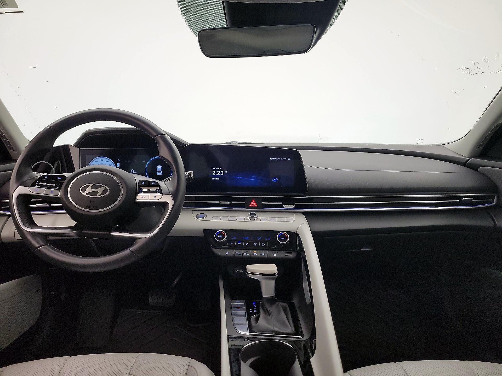 Thumbnail: 2024 Hyundai Elantra - 9