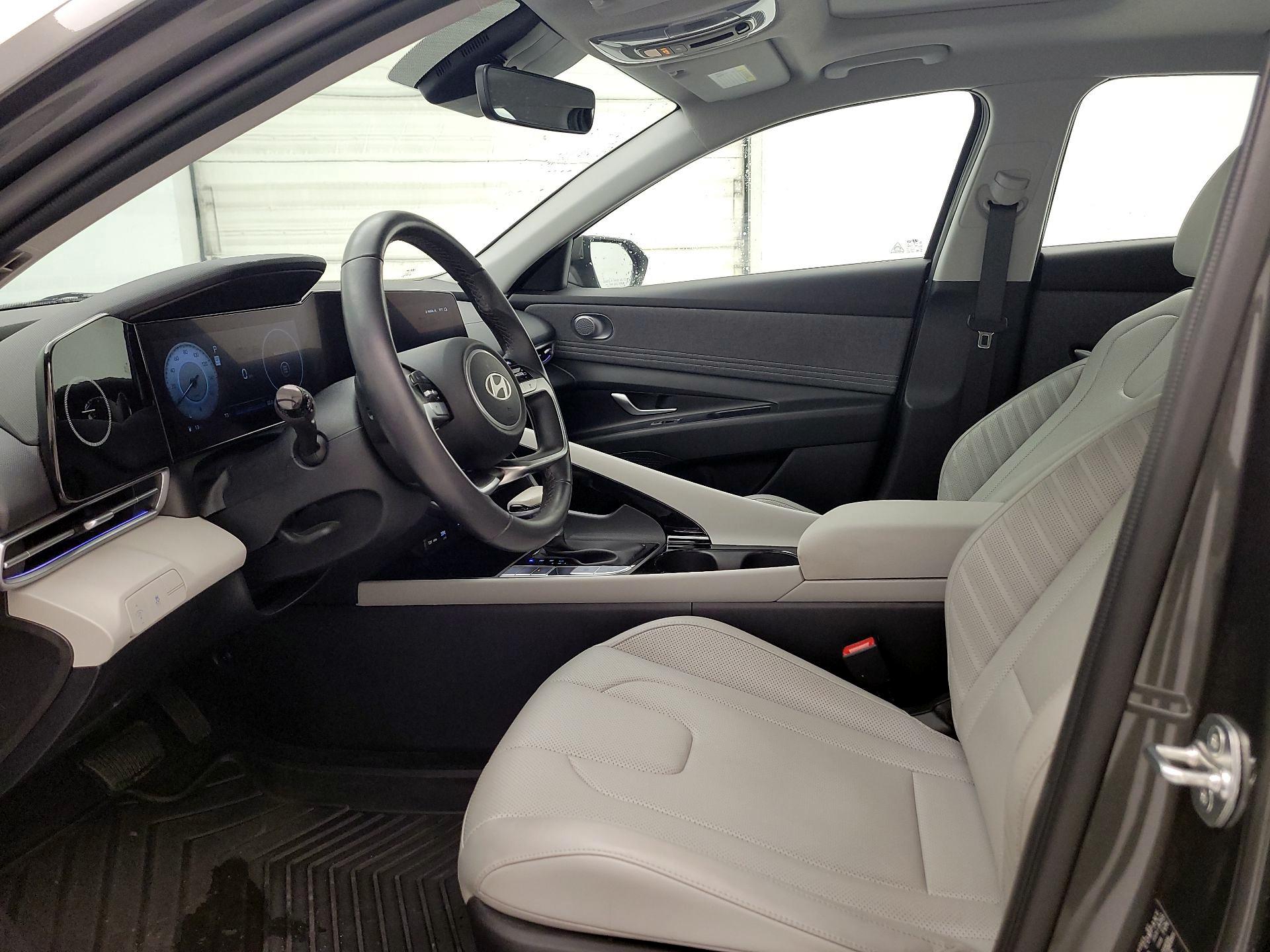 Thumbnail: 2024 Hyundai Elantra - 11