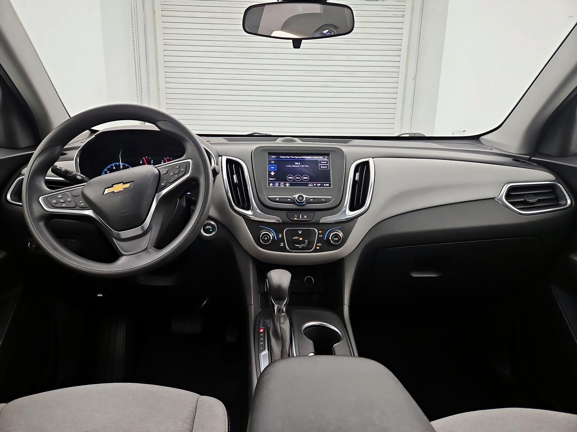 Thumbnail: 2022 Chevrolet Equinox - 9