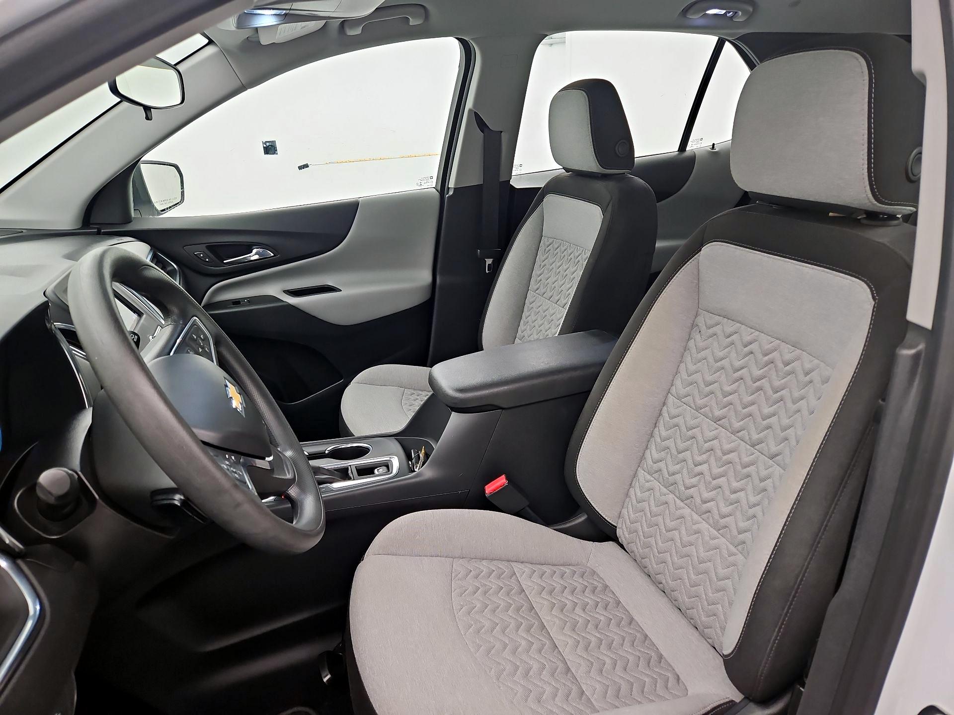 Thumbnail: 2022 Chevrolet Equinox - 11