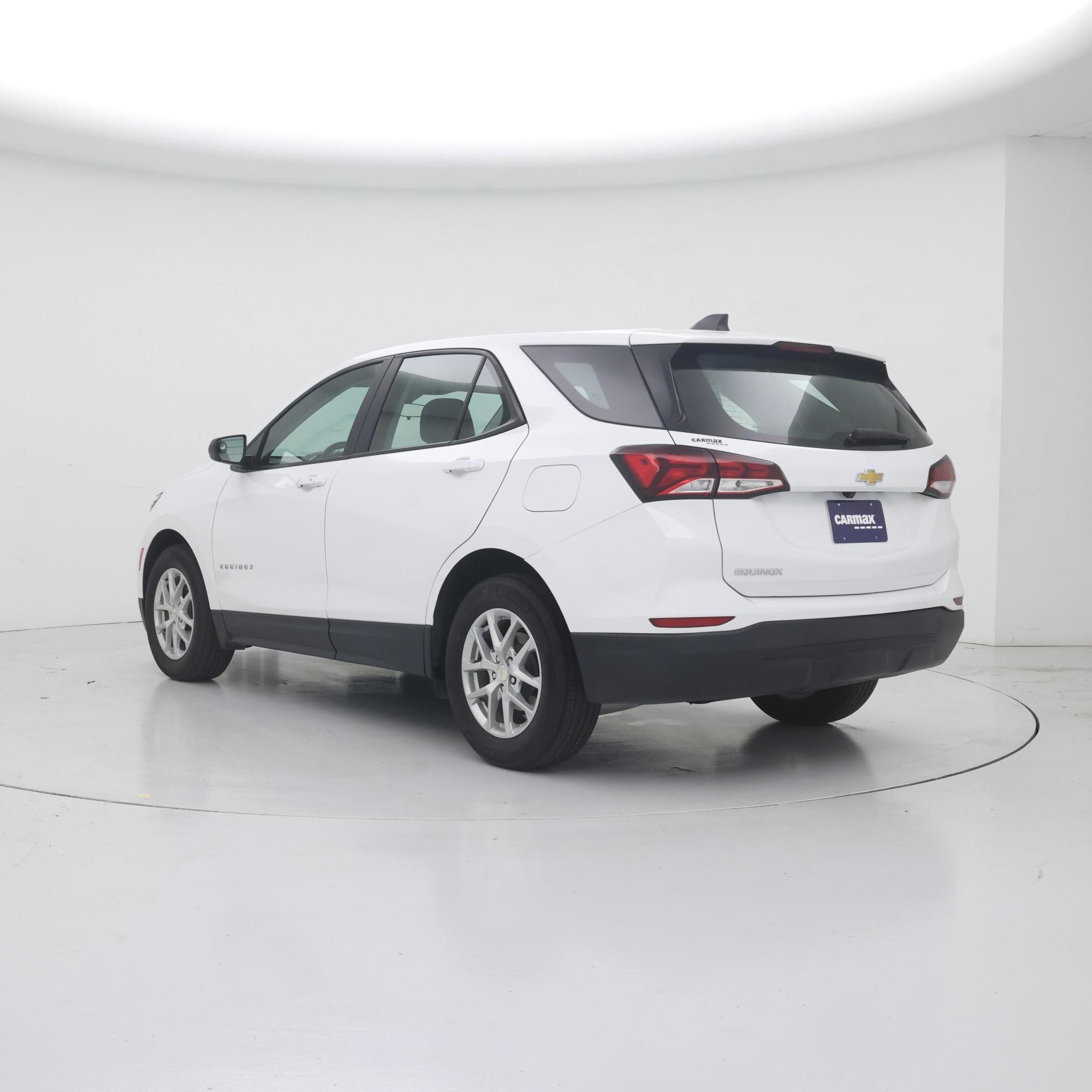 Thumbnail: 2022 Chevrolet Equinox - 2