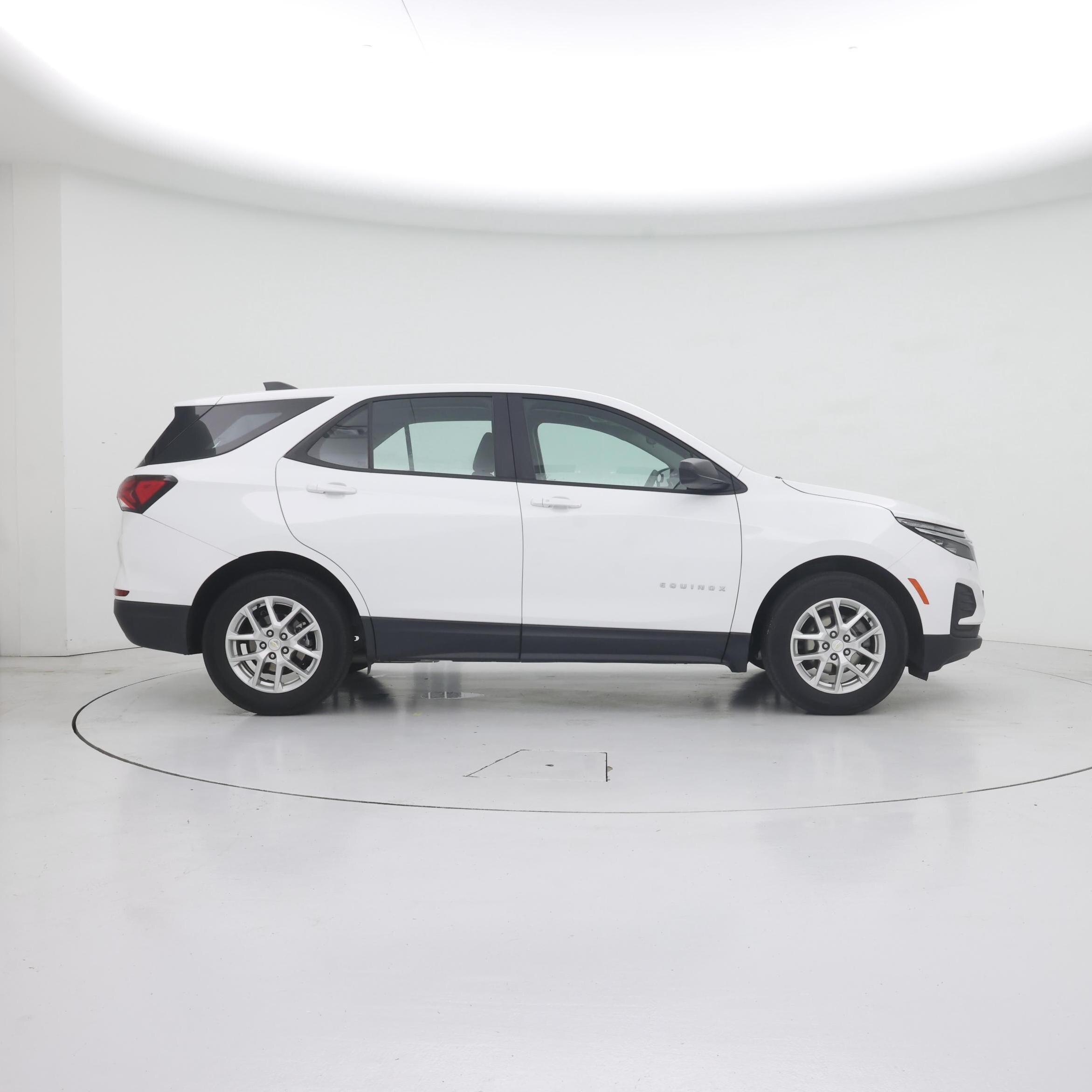 Thumbnail: 2022 Chevrolet Equinox - 7