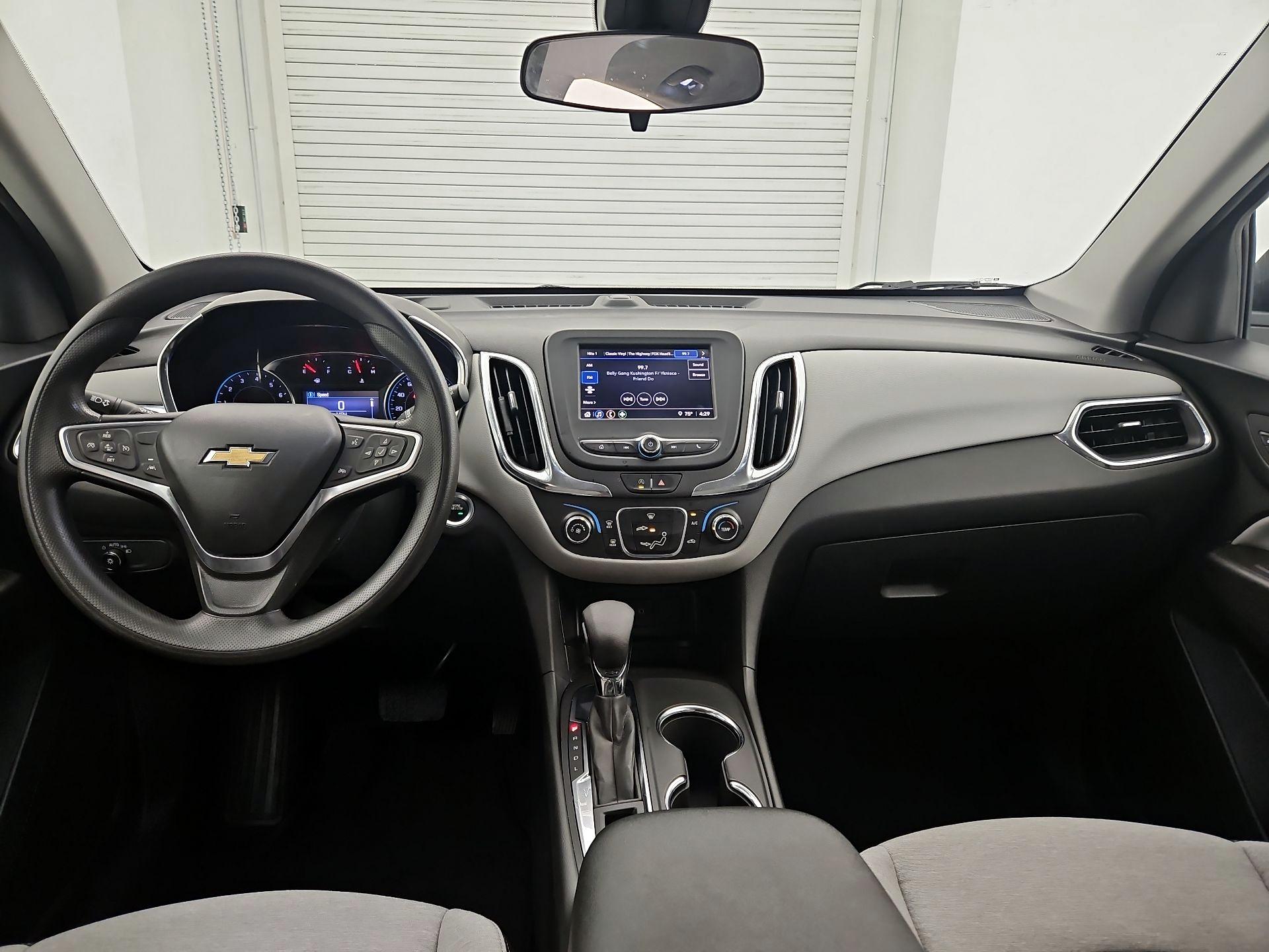 Thumbnail: 2022 Chevrolet Equinox - 9