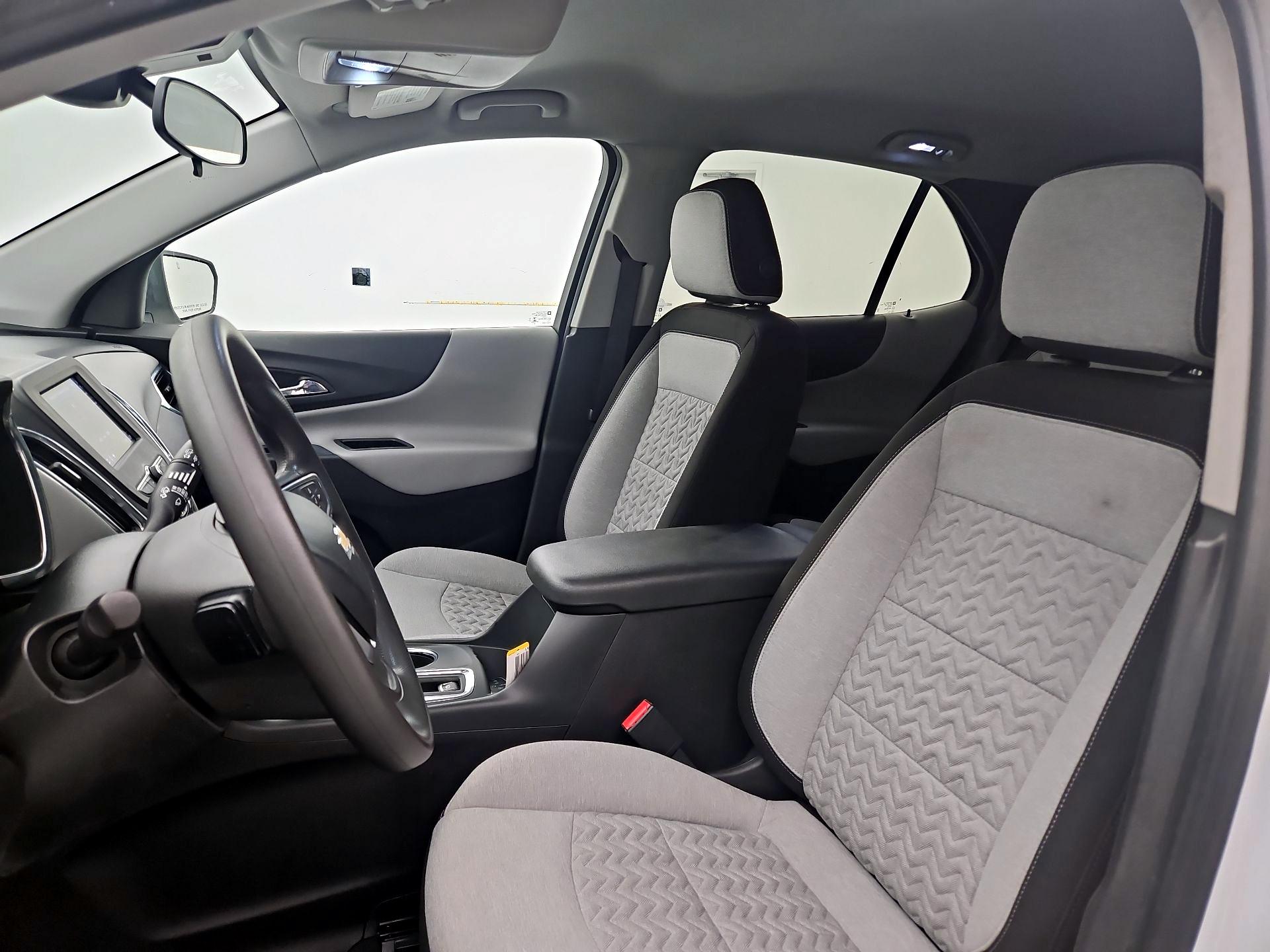 Thumbnail: 2022 Chevrolet Equinox - 11