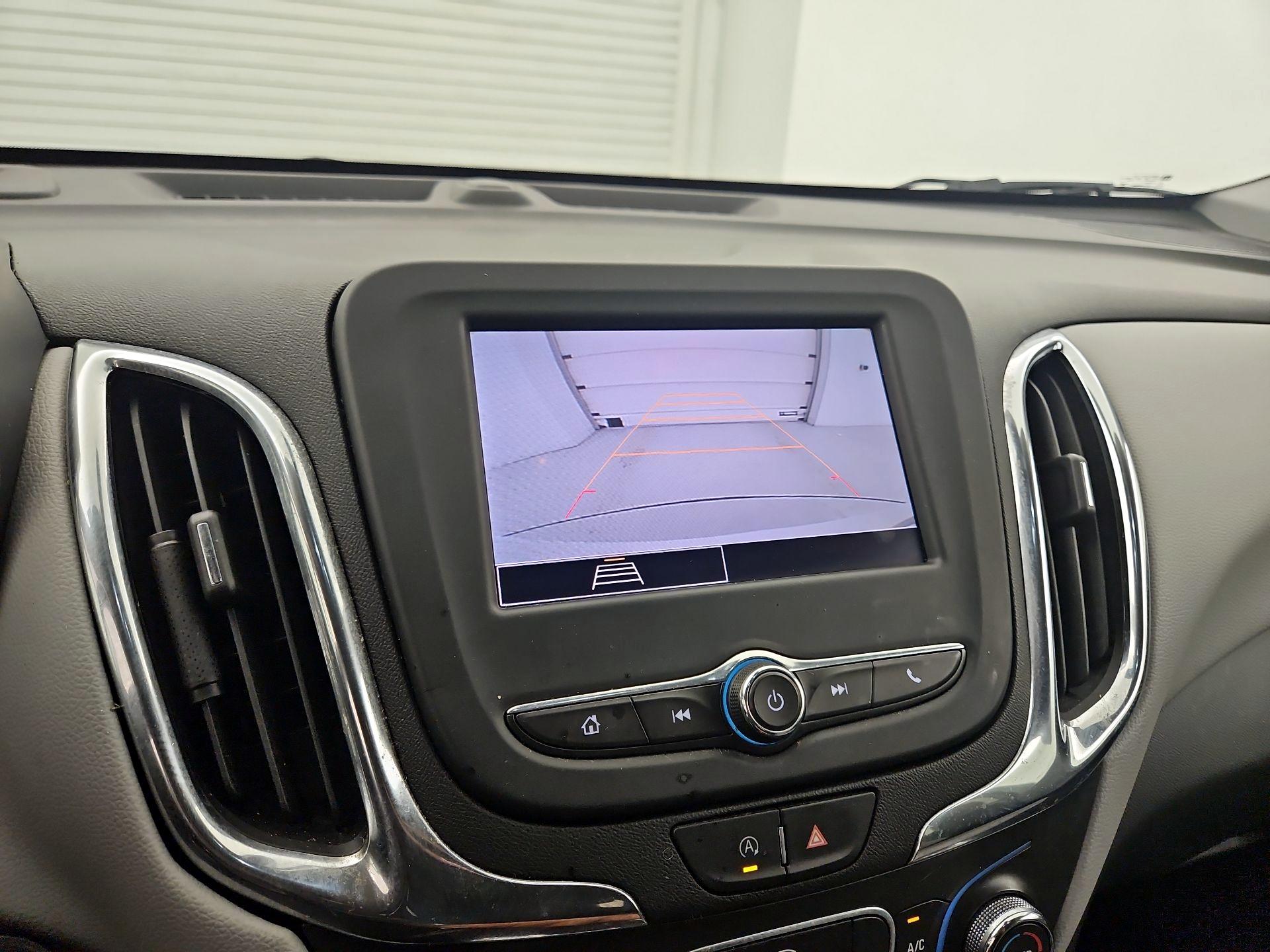 Thumbnail: 2022 Chevrolet Equinox - 14