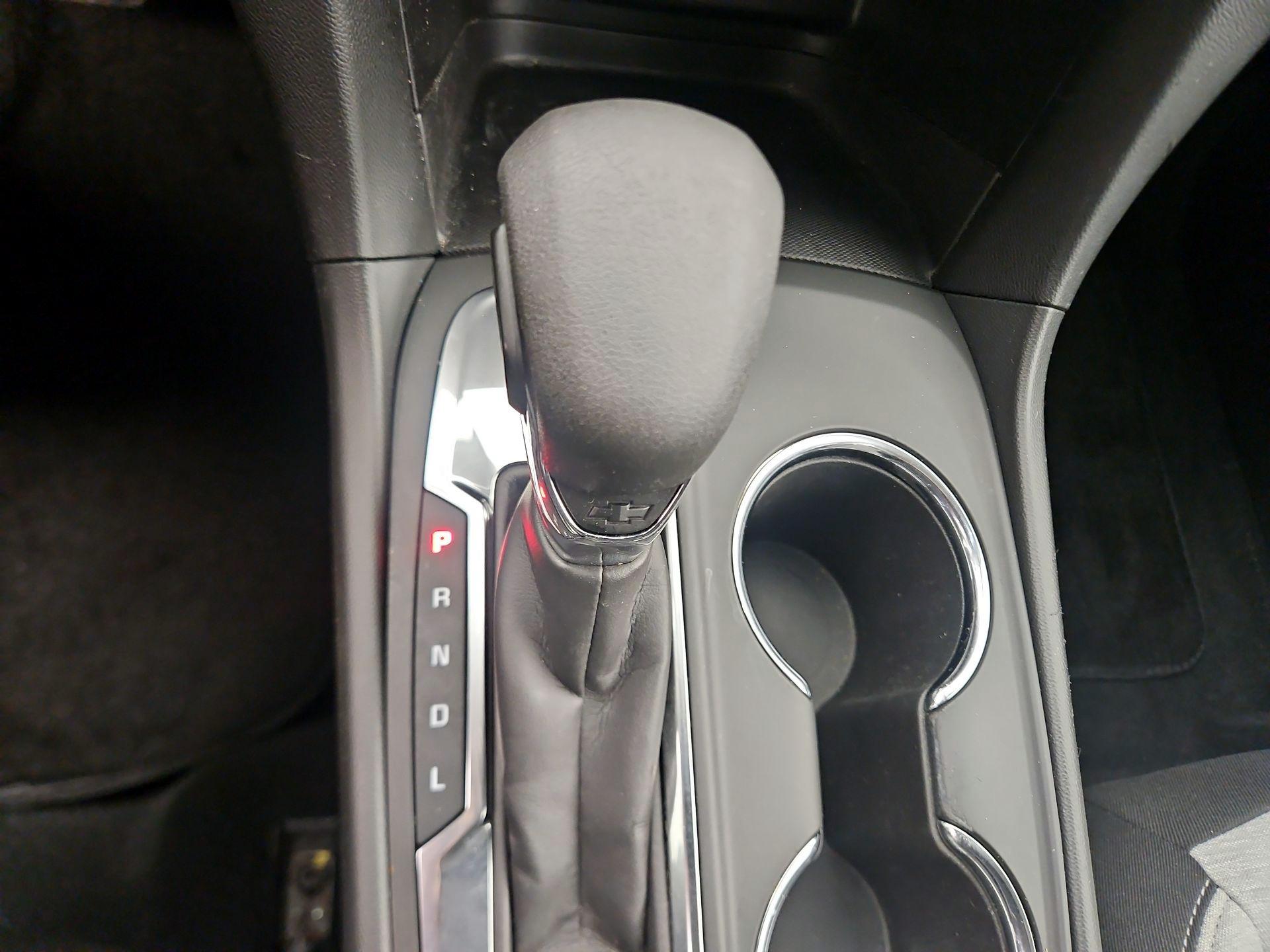 Thumbnail: 2022 Chevrolet Equinox - 17