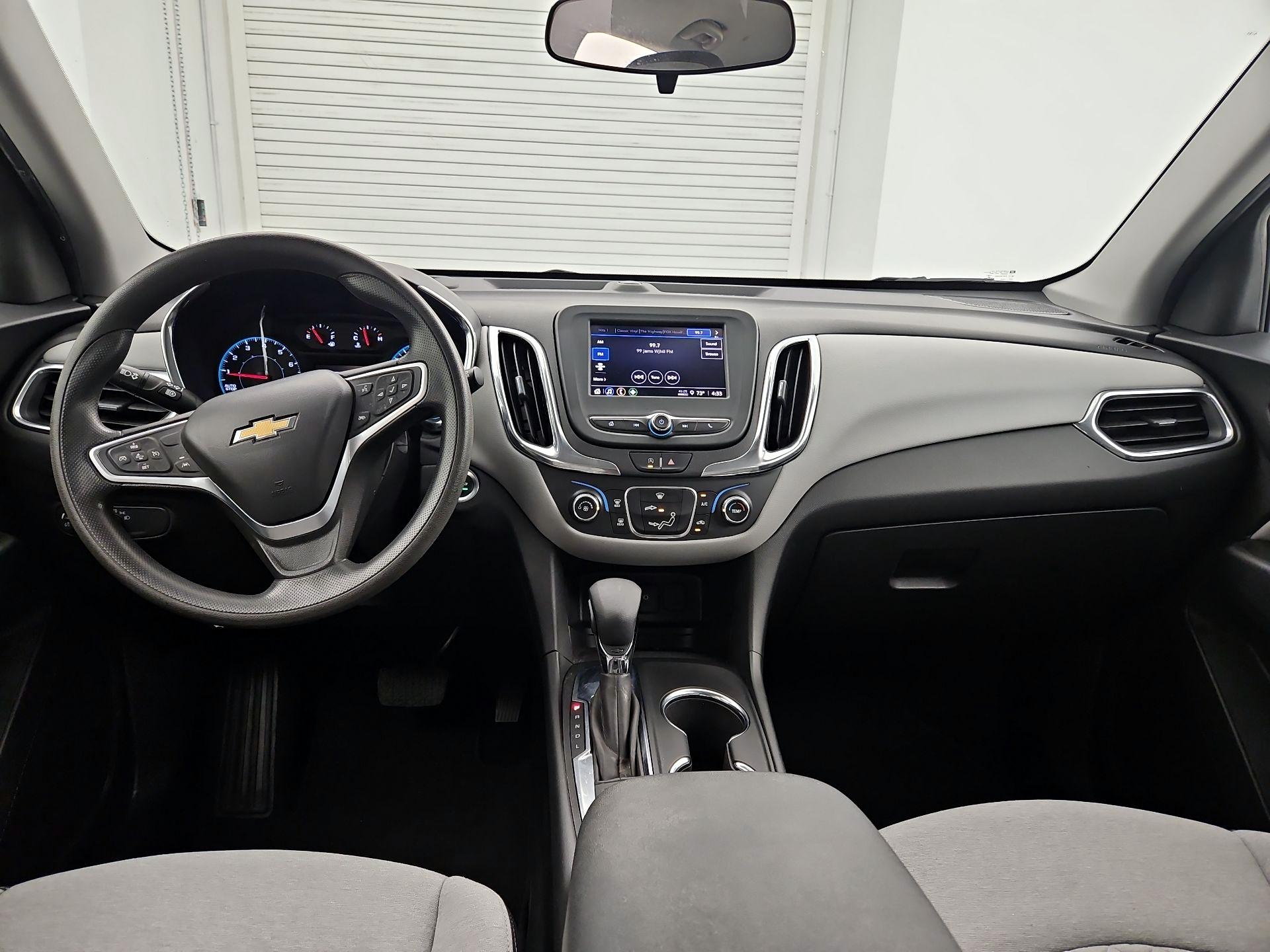 Thumbnail: 2022 Chevrolet Equinox - 9