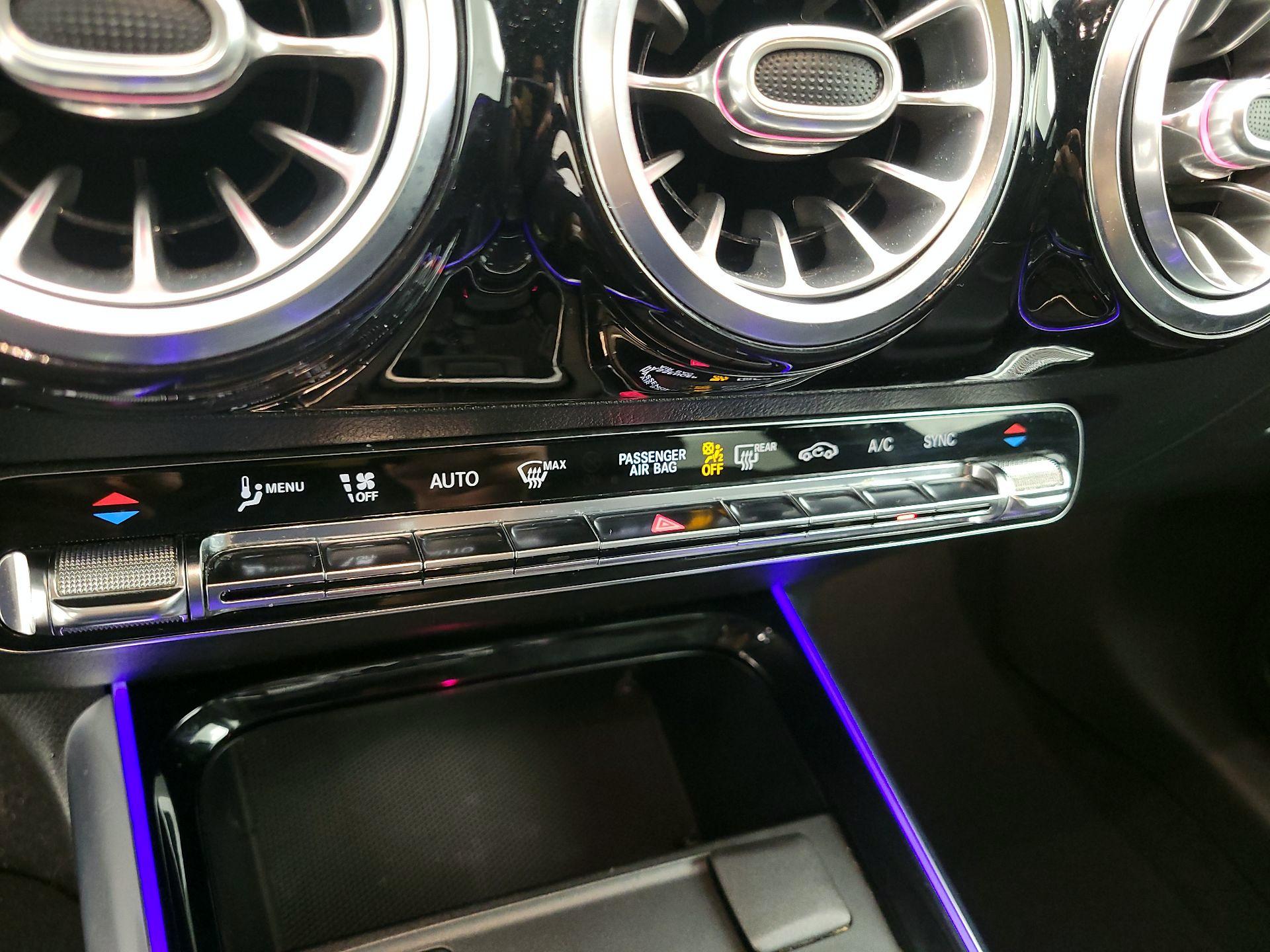 Thumbnail: 2021 Mercedes-Benz GLA - 14