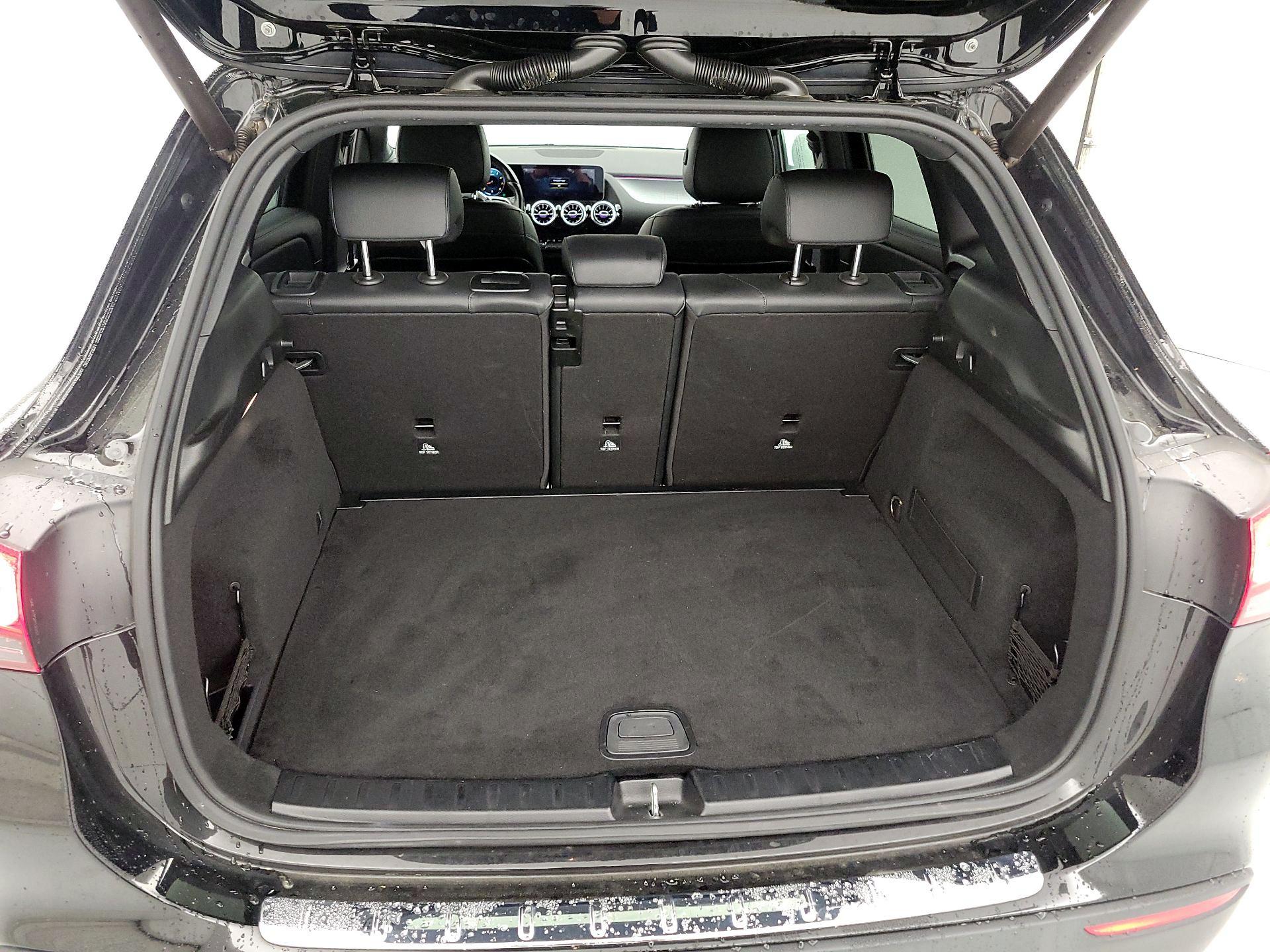 Thumbnail: 2021 Mercedes-Benz GLA - 16