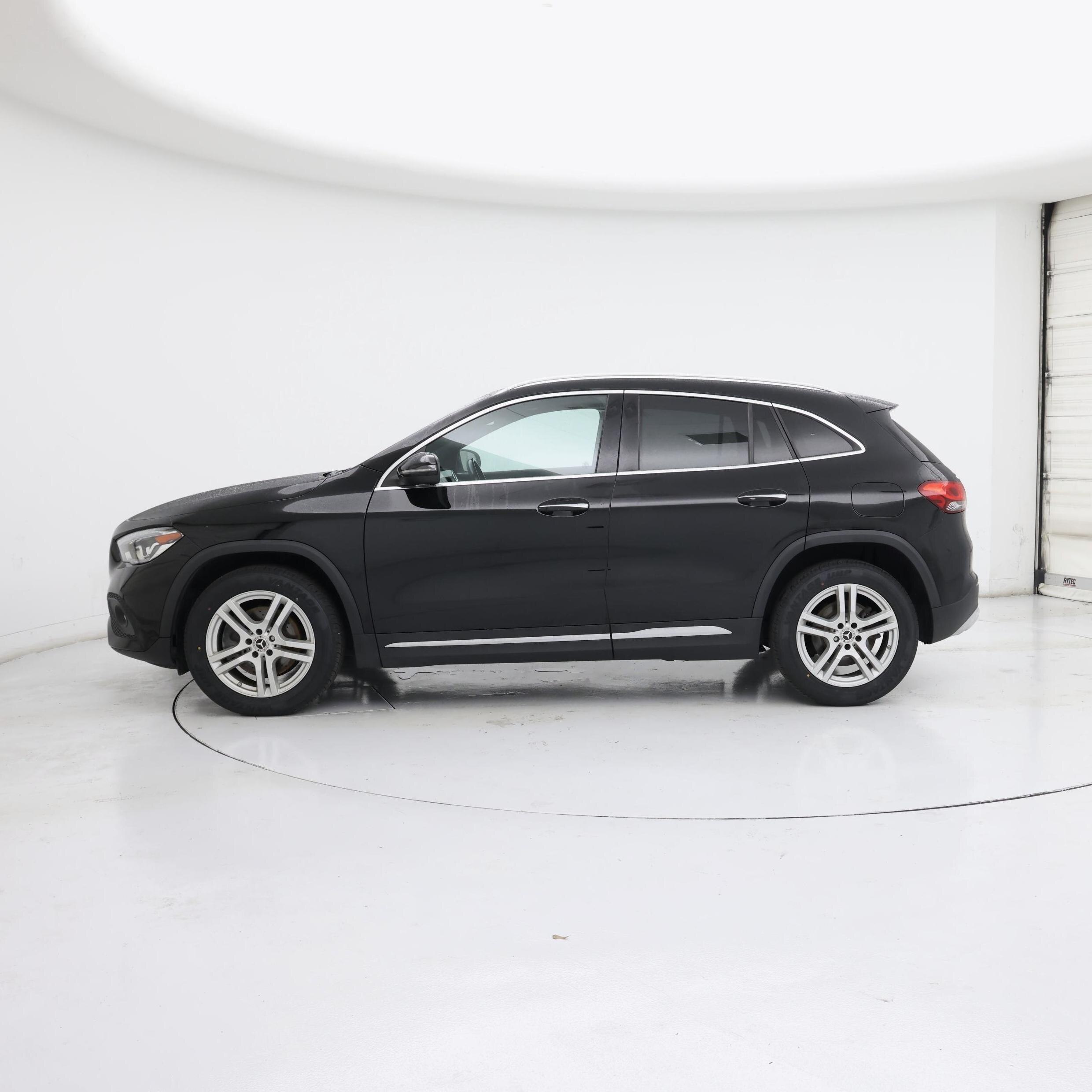 Thumbnail: 2021 Mercedes-Benz GLA - 3