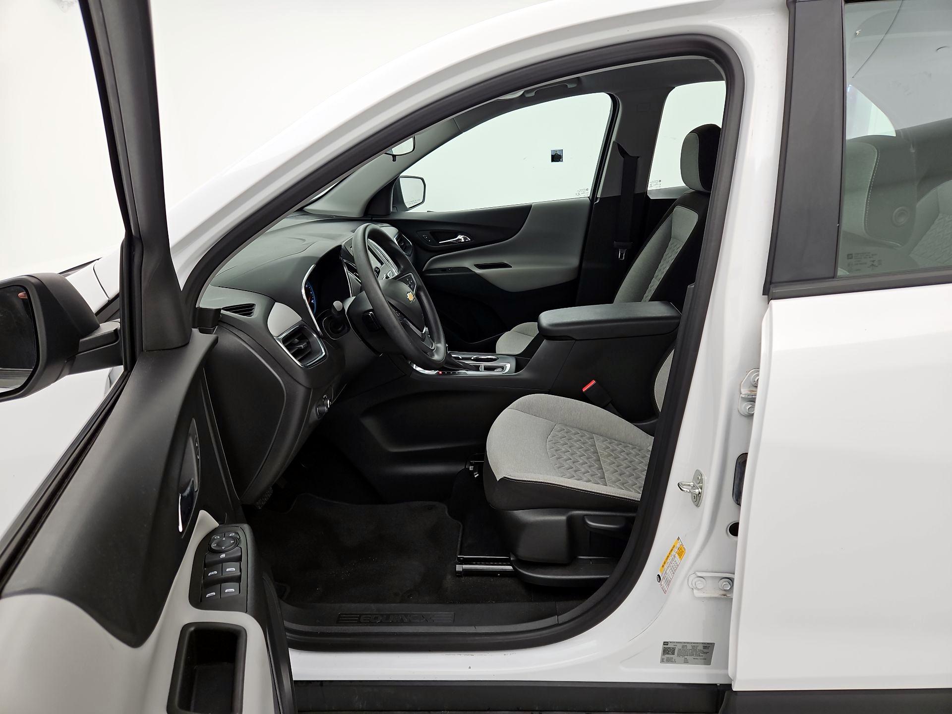 Thumbnail: 2023 Chevrolet Equinox - 11