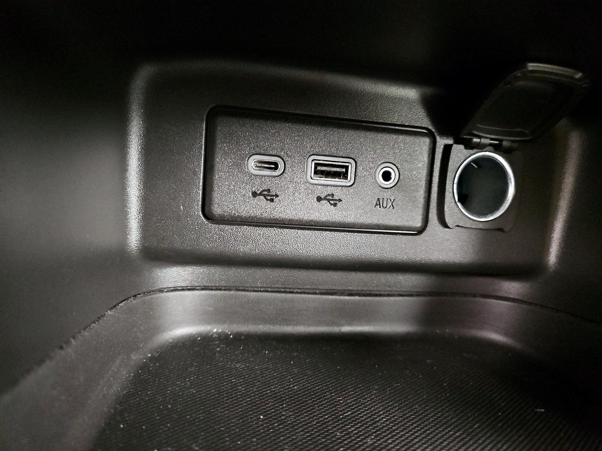 Thumbnail: 2023 Chevrolet Equinox - 18