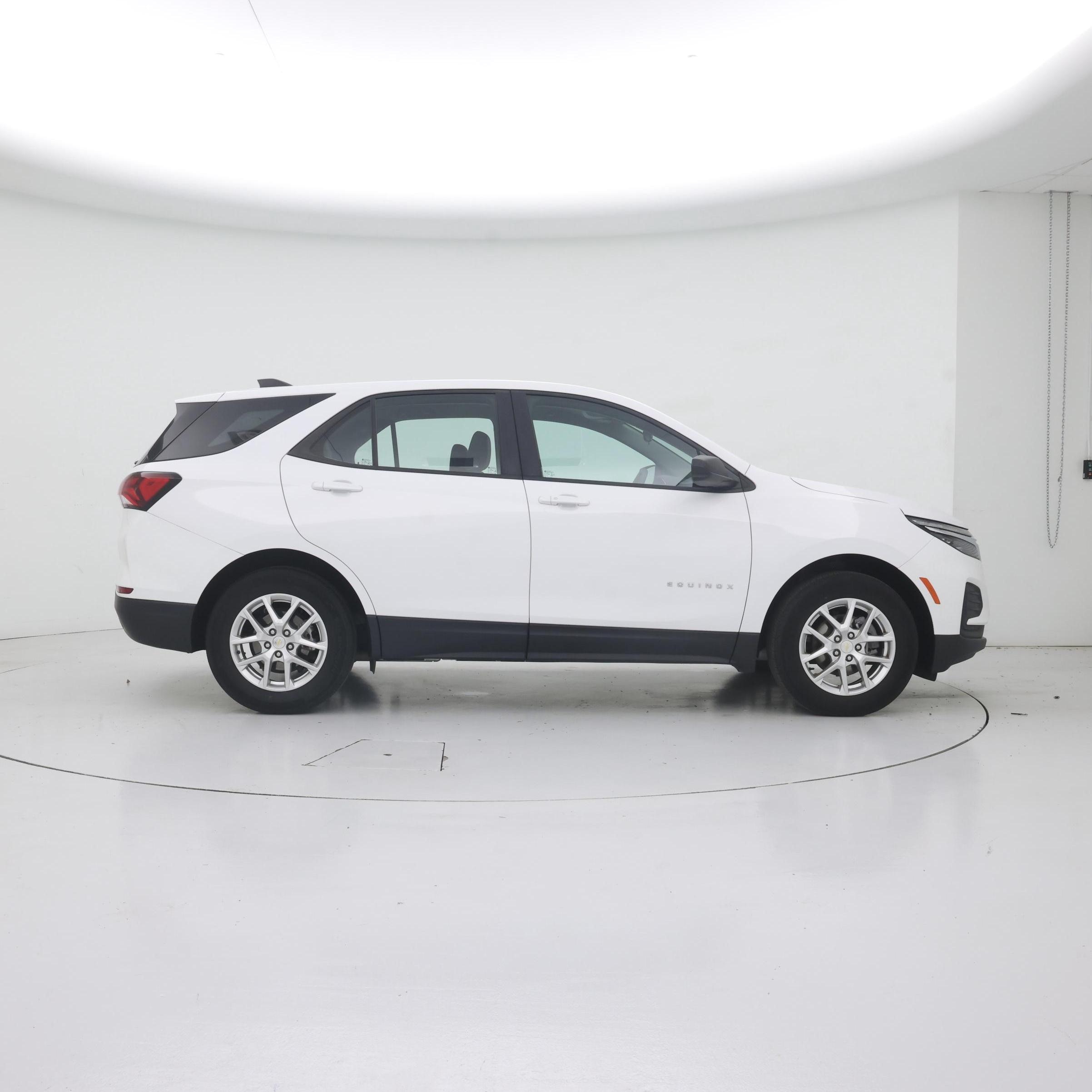 Thumbnail: 2023 Chevrolet Equinox - 7