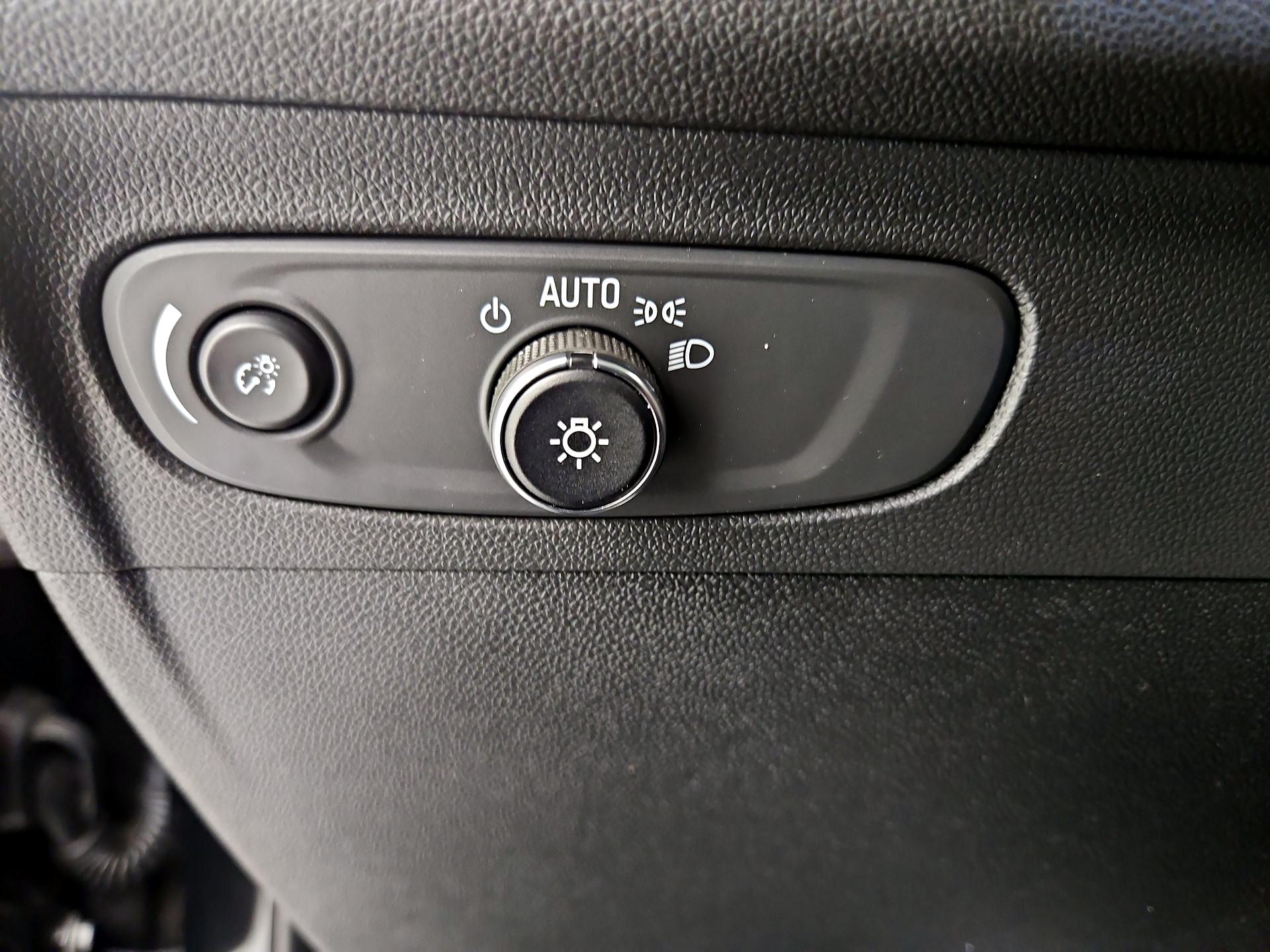 Thumbnail: 2023 Buick Envision - 13