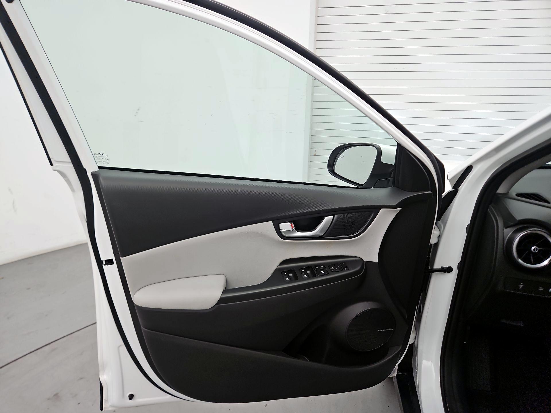 Thumbnail: 2023 Hyundai Kona - 12