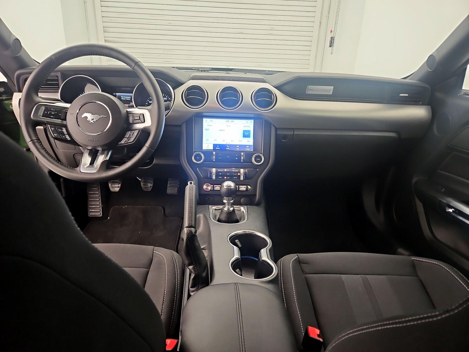 Thumbnail: 2022 Ford Mustang - 9