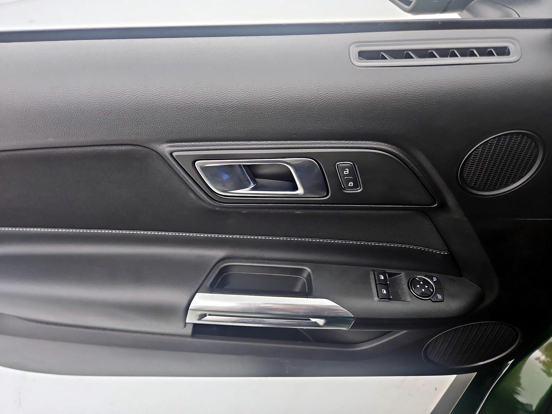 Thumbnail: 2022 Ford Mustang - 12