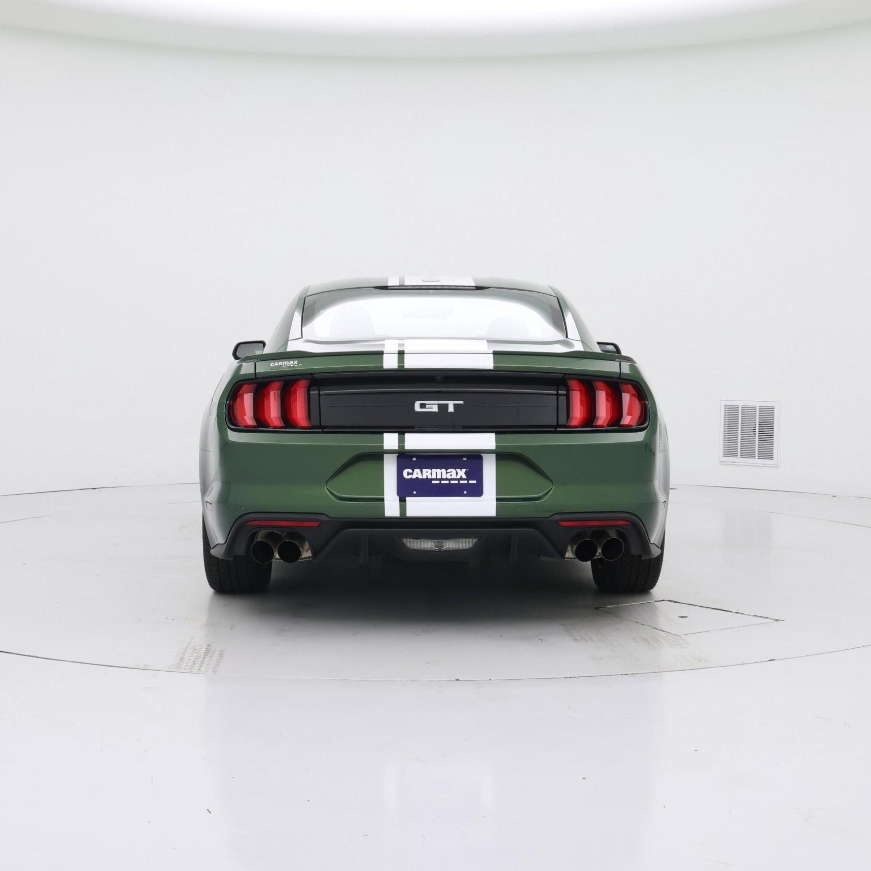 Thumbnail: 2022 Ford Mustang - 6