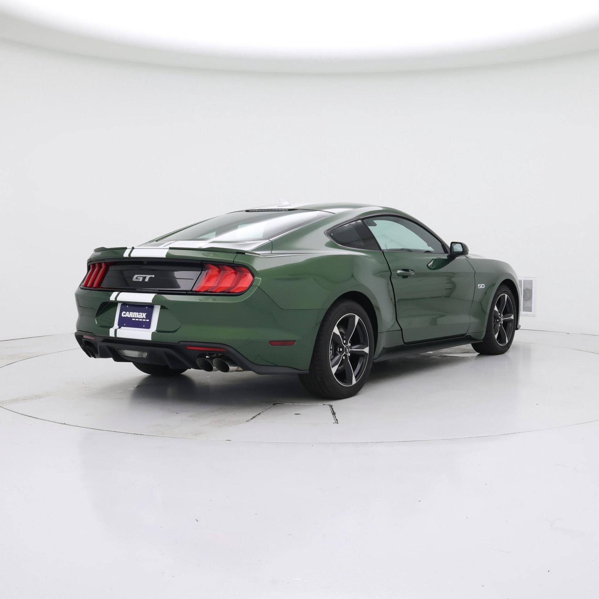 Thumbnail: 2022 Ford Mustang - 8