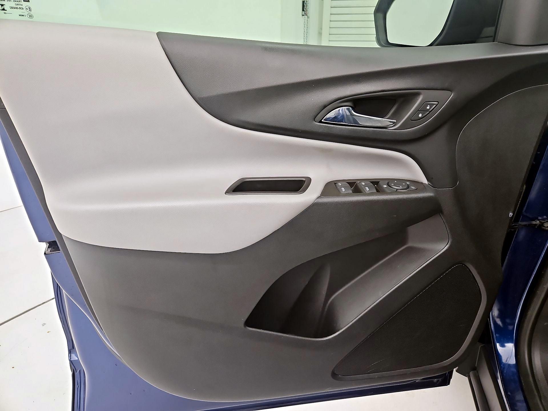 Thumbnail: 2023 Chevrolet Equinox - 12