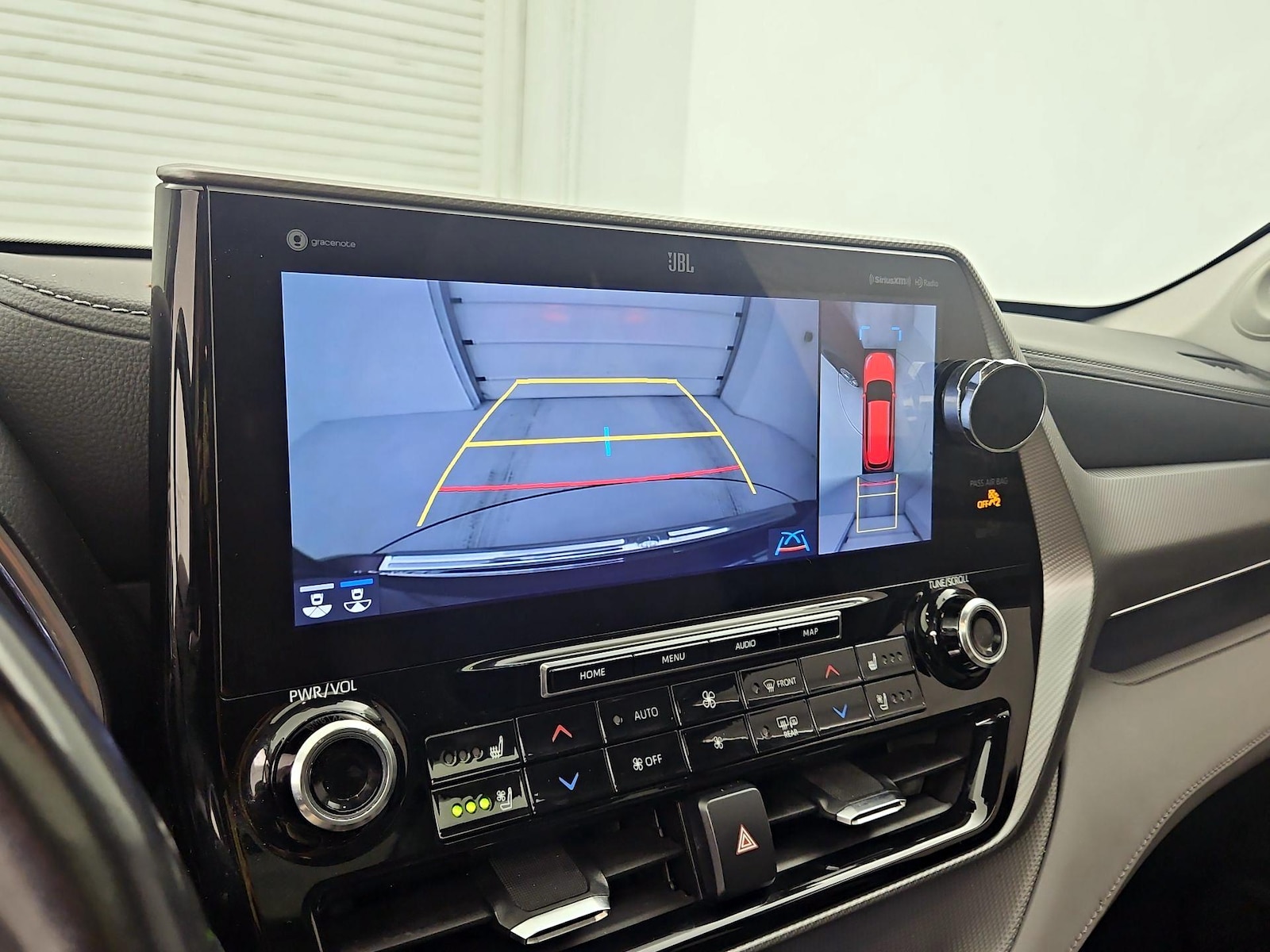 2021 Toyota Highlander Platinum - Photo 14