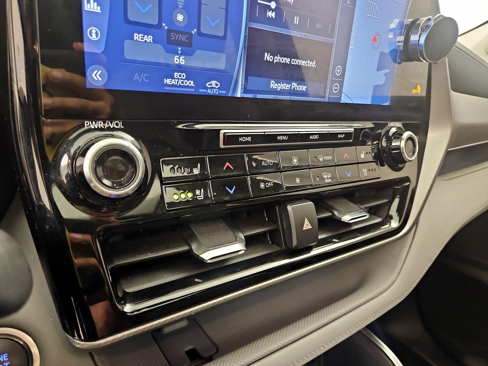 2021 Toyota Highlander Platinum - Photo 16