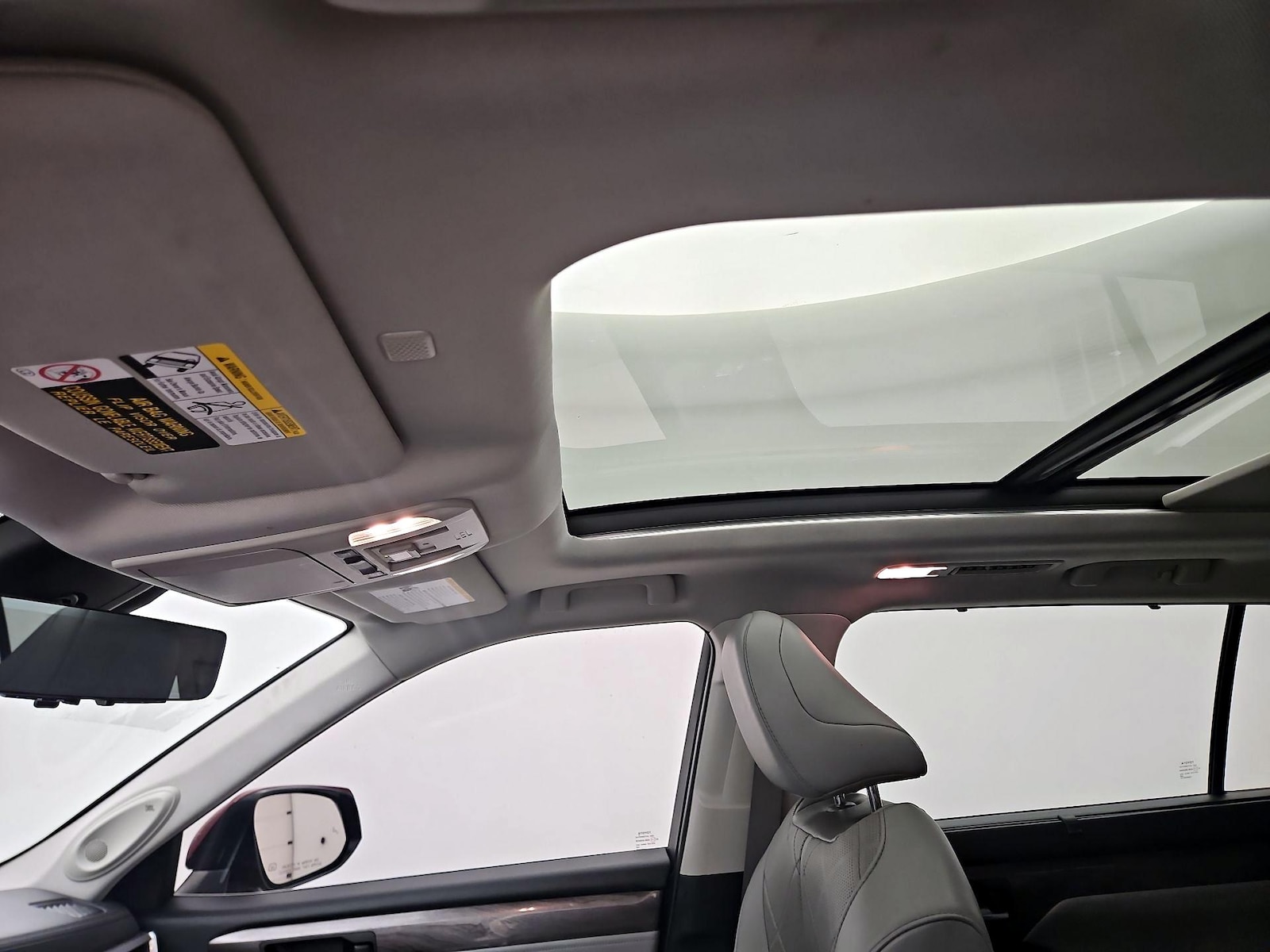 2021 Toyota Highlander Platinum - Photo 19