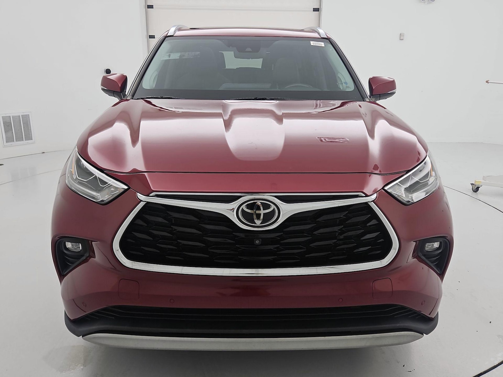 2021 Toyota Highlander Platinum - Photo 2