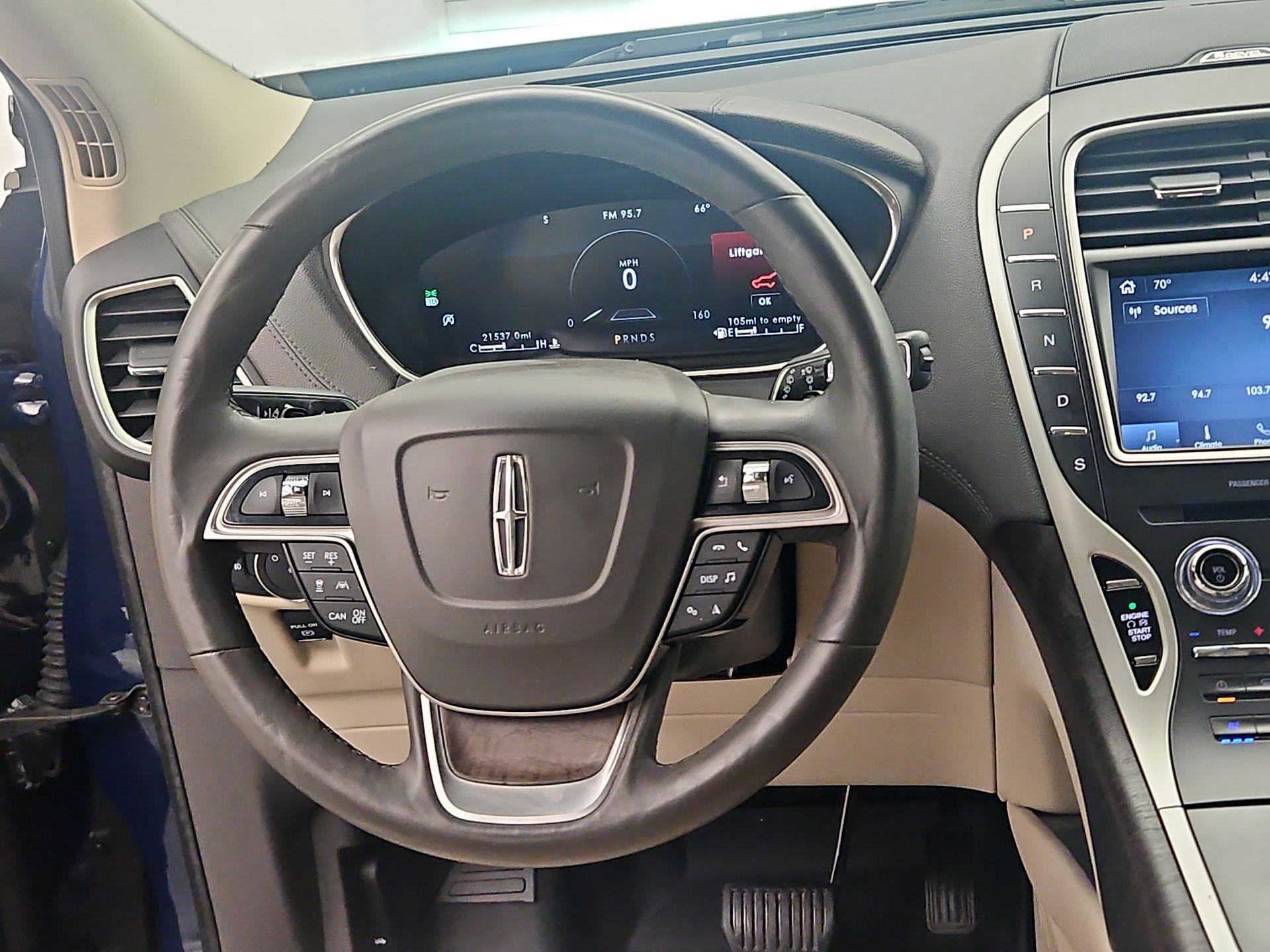 Thumbnail: 2020 Lincoln Nautilus - 10