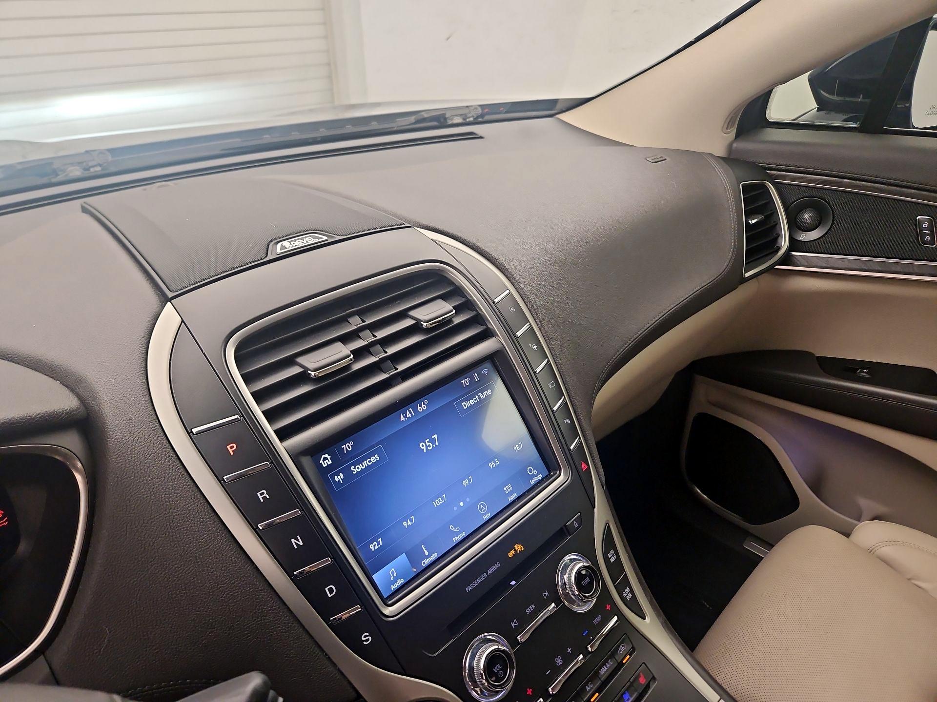 Thumbnail: 2020 Lincoln Nautilus - 13