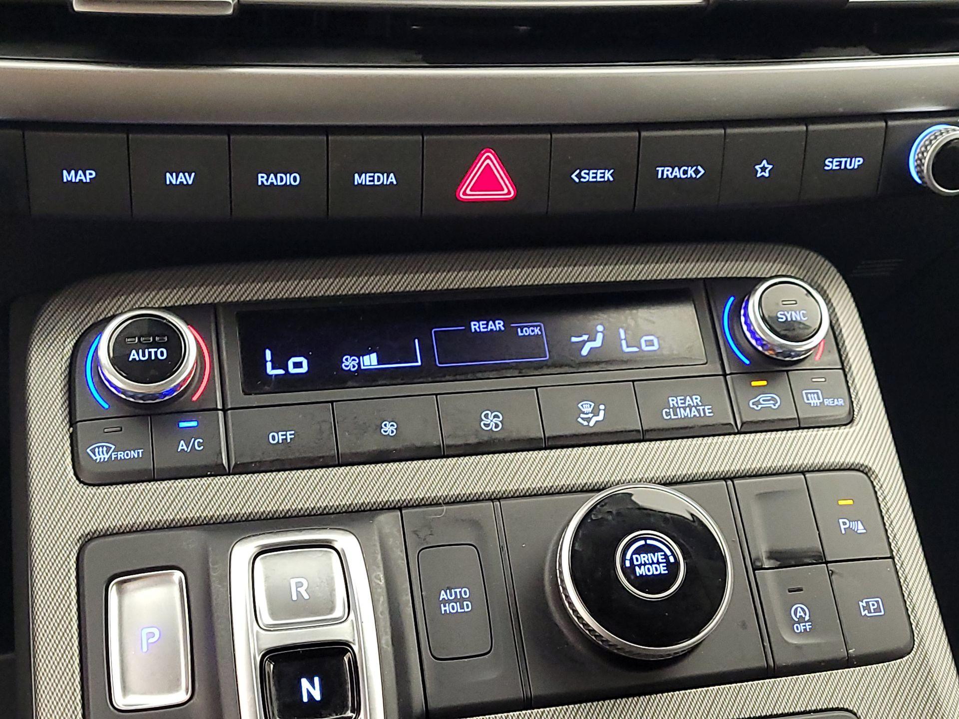 Thumbnail: 2024 Hyundai Palisade - 16