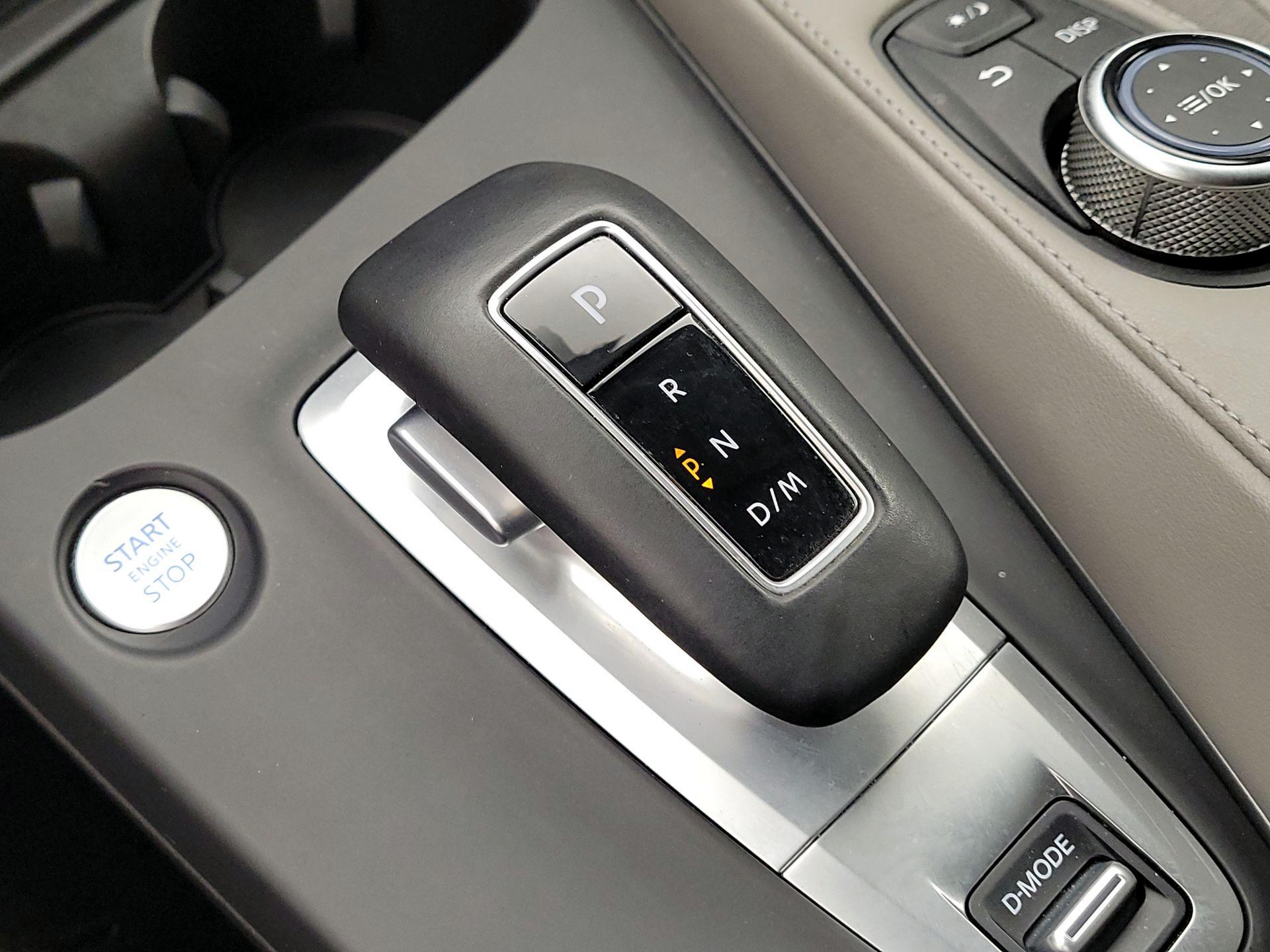 Thumbnail: 2023 INFINITI QX50 - 17