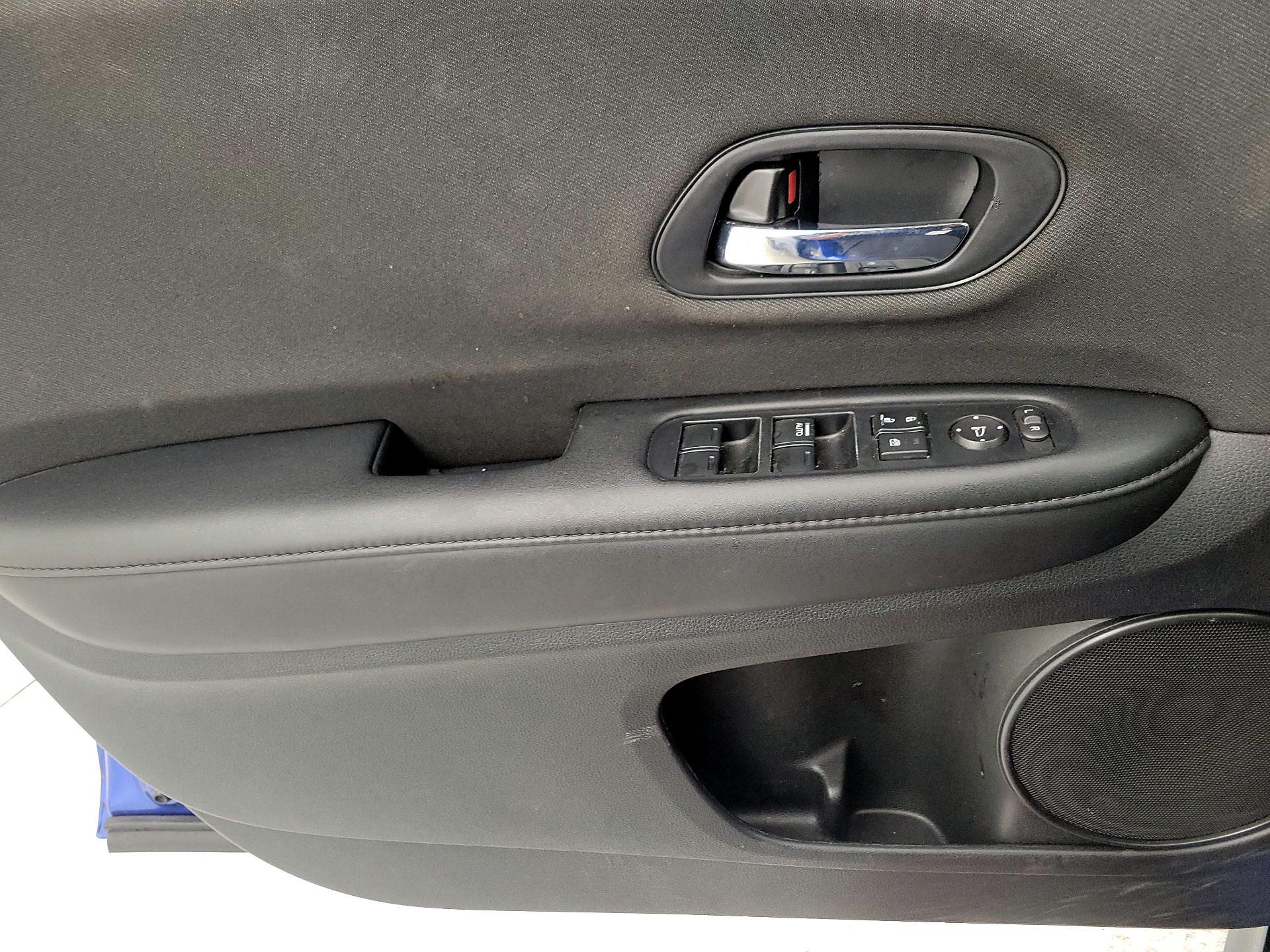 Thumbnail: 2021 Honda HR-V - 12