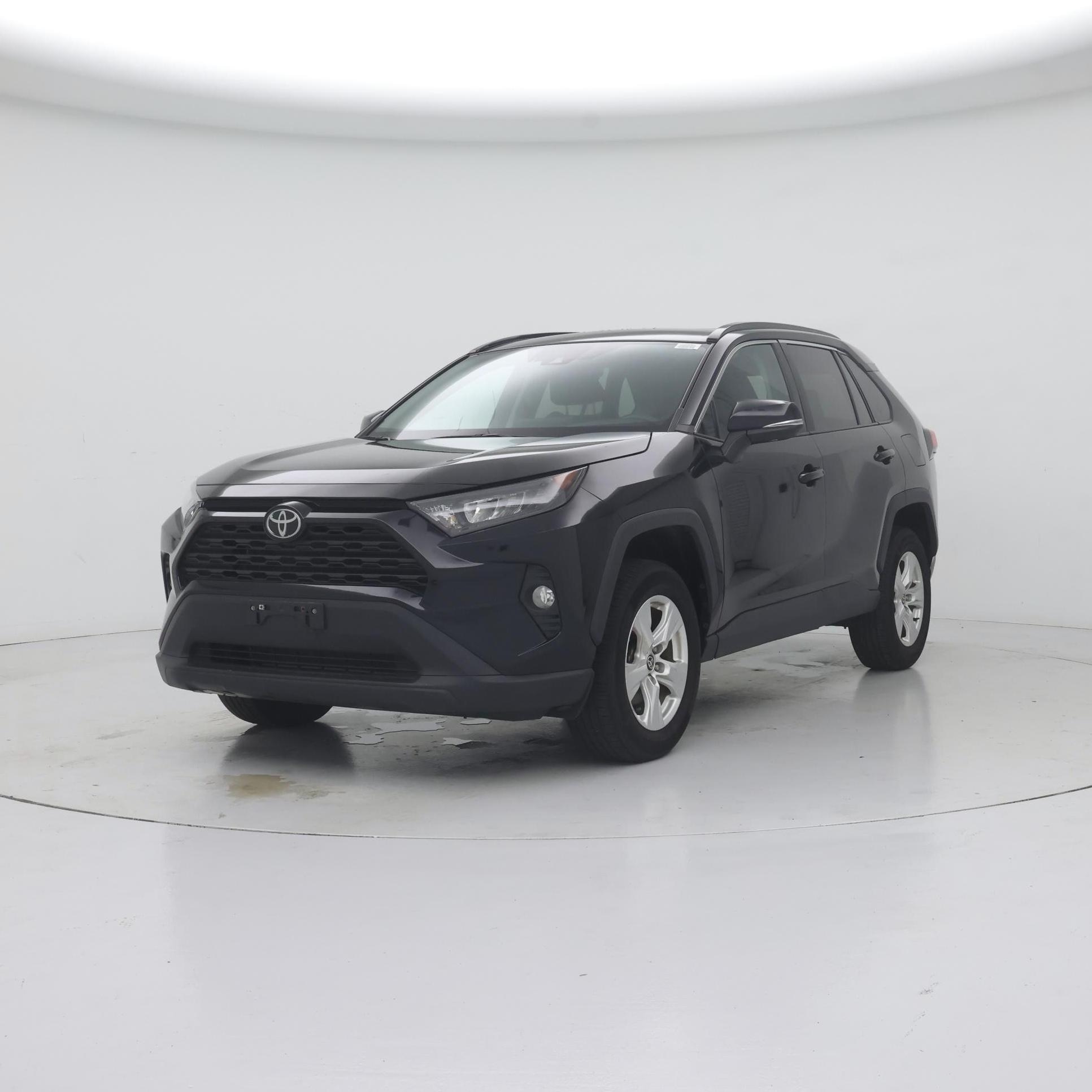 Thumbnail: 2021 Toyota RAV4 - 4