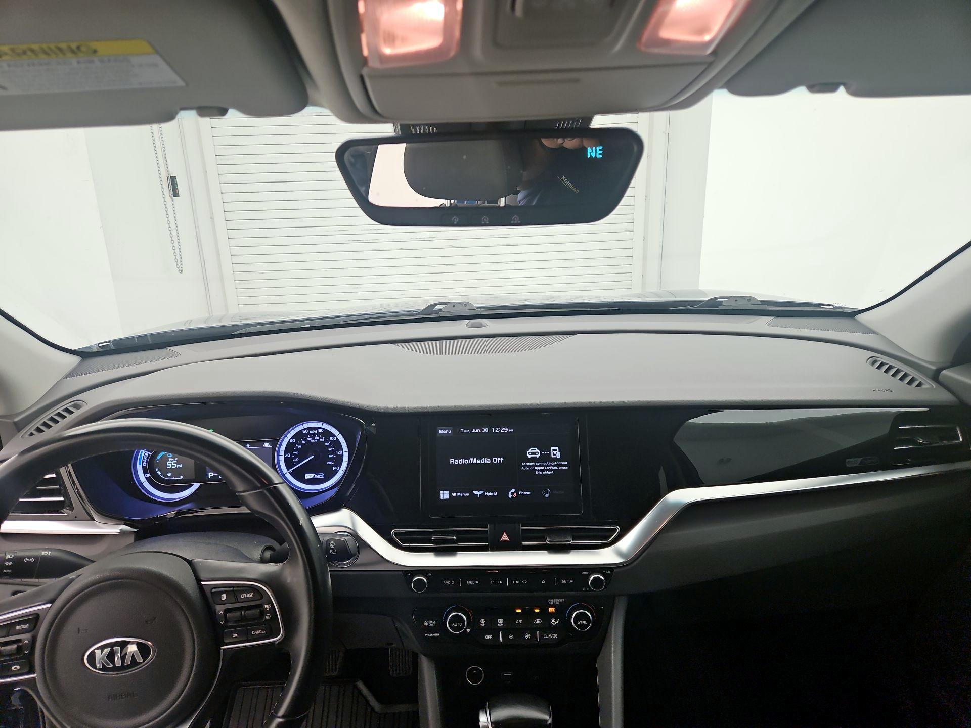Thumbnail: 2021 Kia Niro - 9