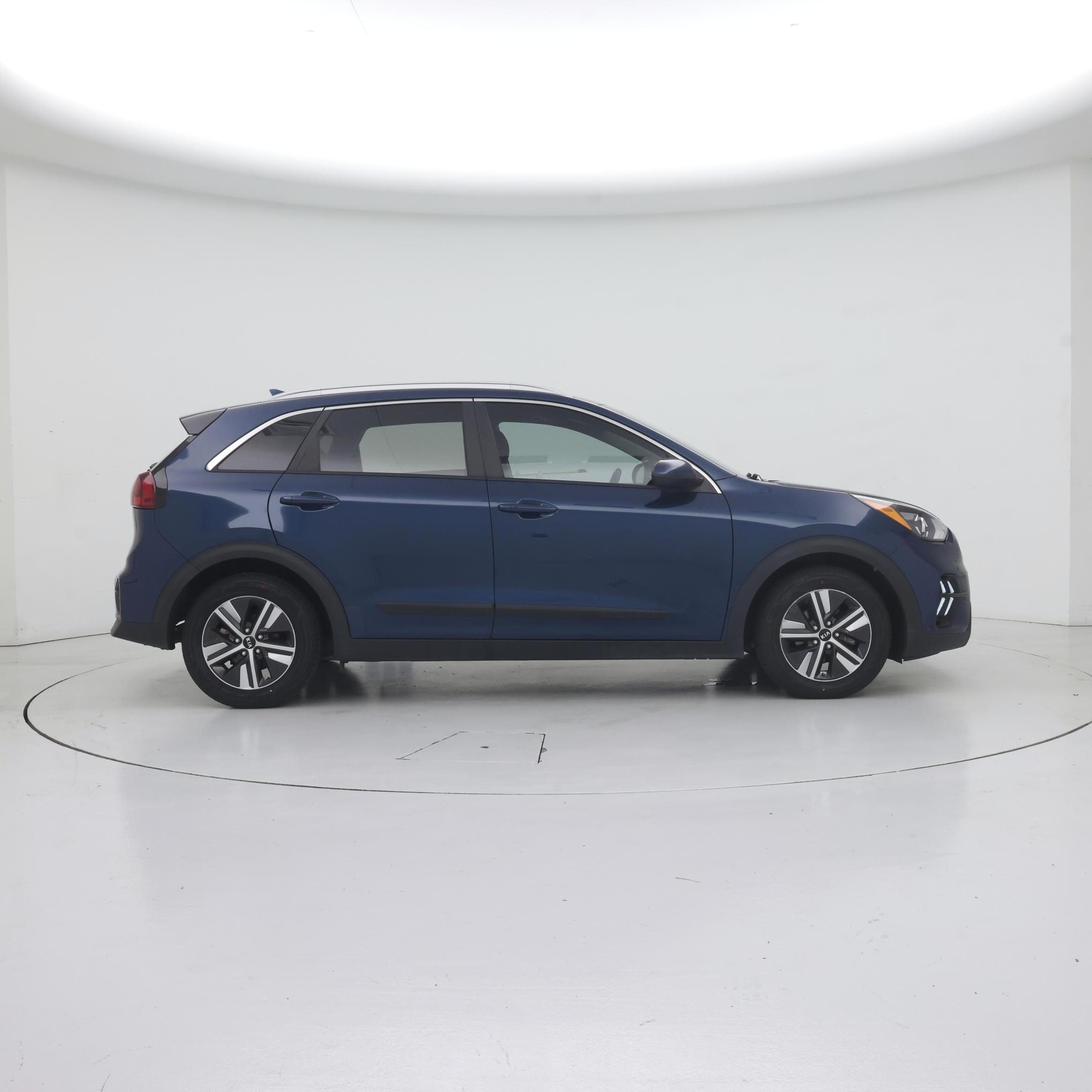 Thumbnail: 2021 Kia Niro - 7