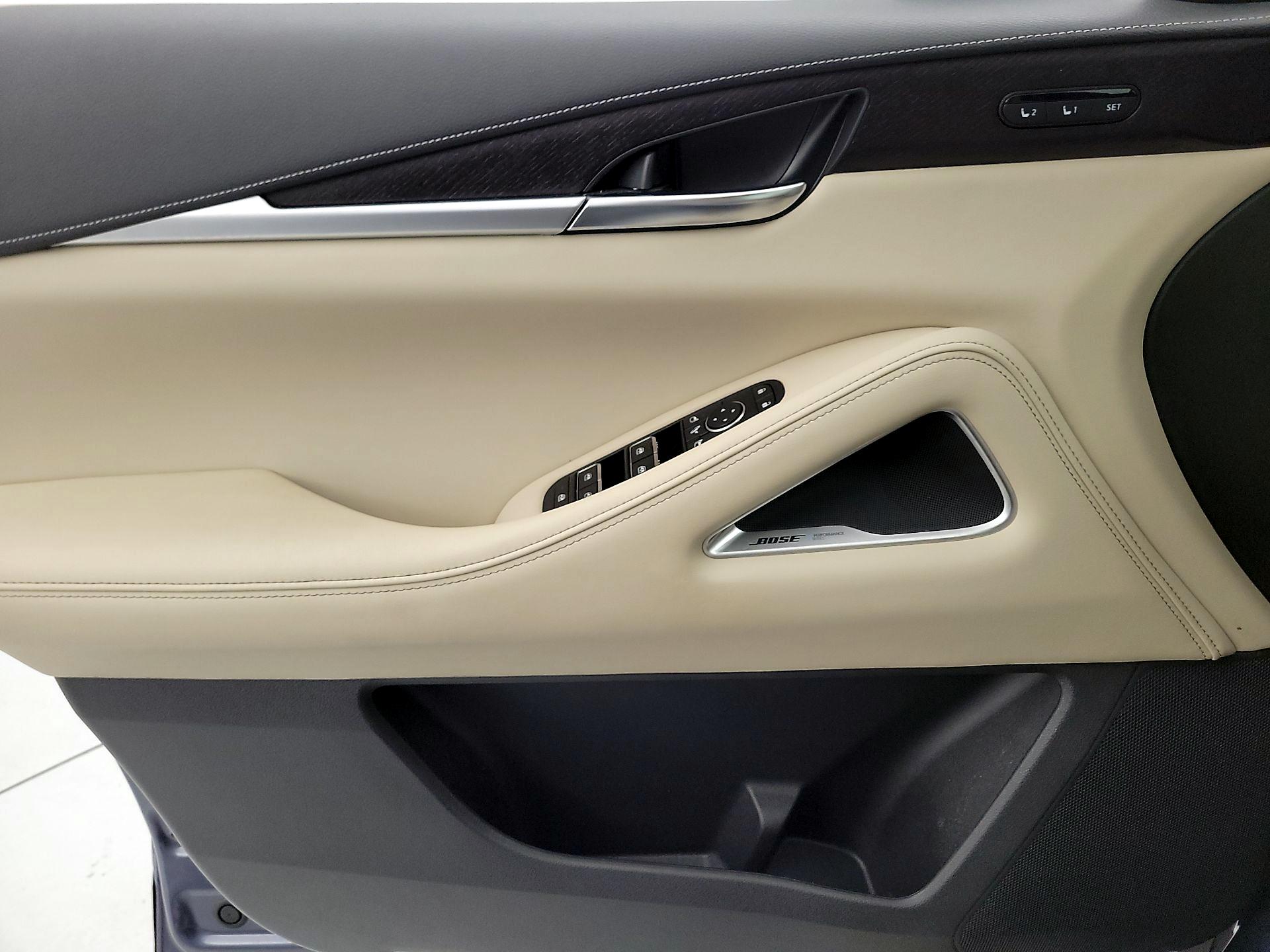 Thumbnail: 2023 INFINITI QX60 - 12