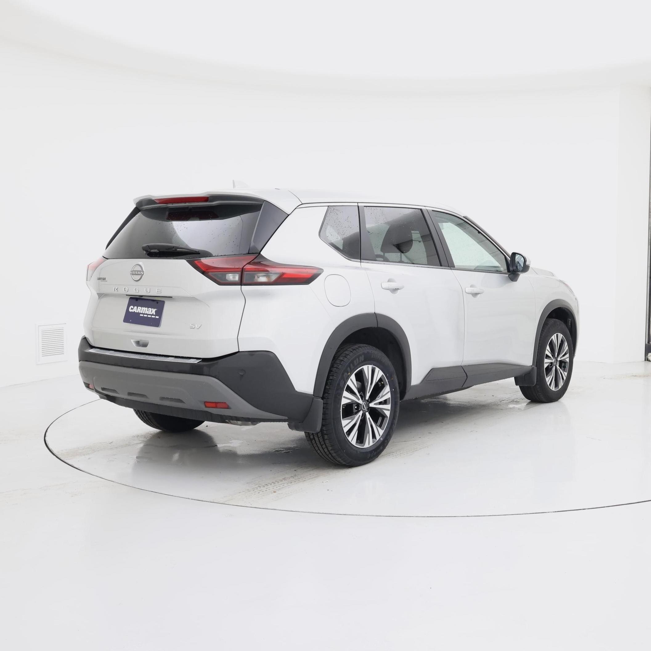 Thumbnail: 2023 Nissan Rogue - 8