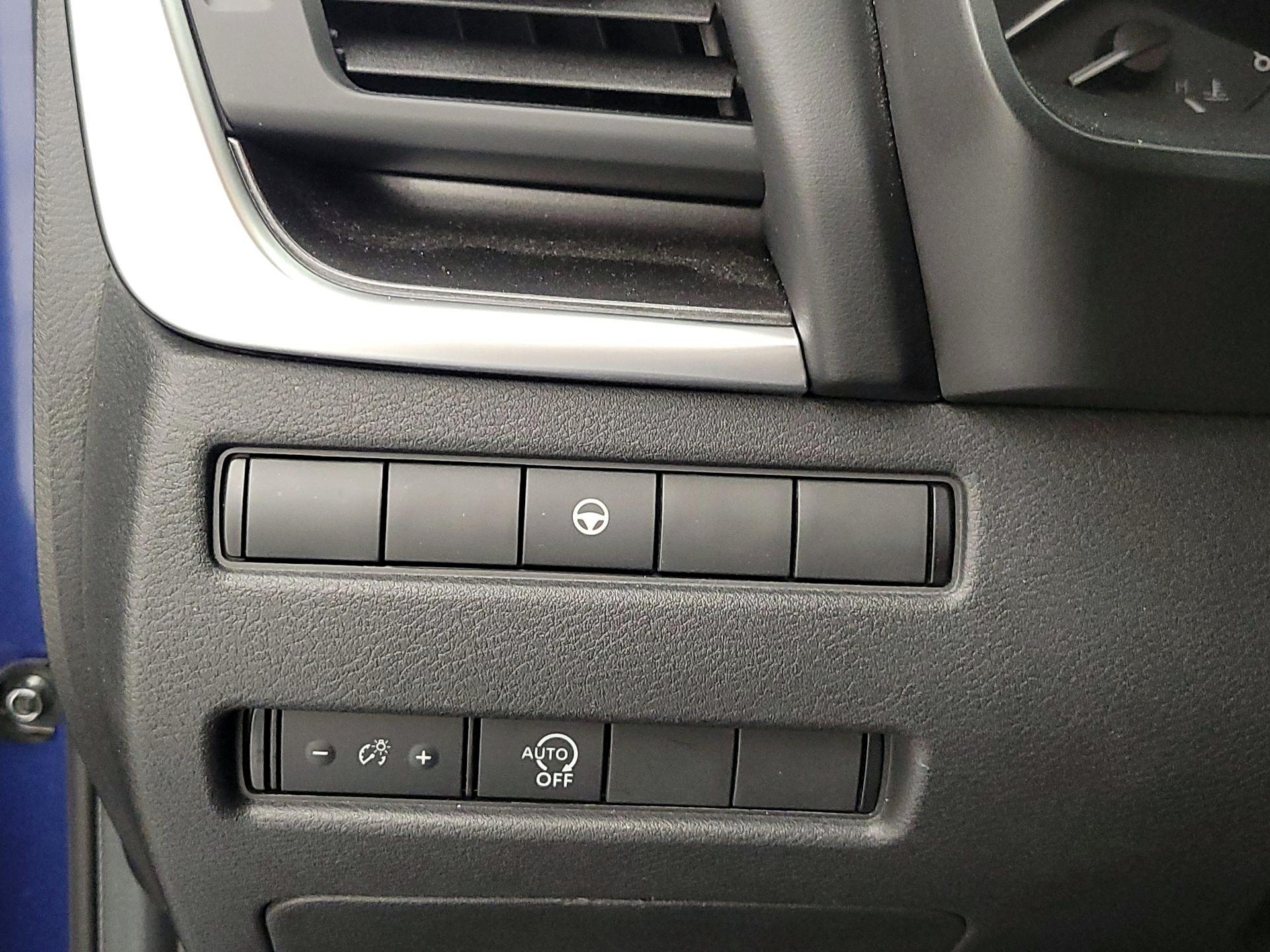 Thumbnail: 2023 Nissan Rogue - 13