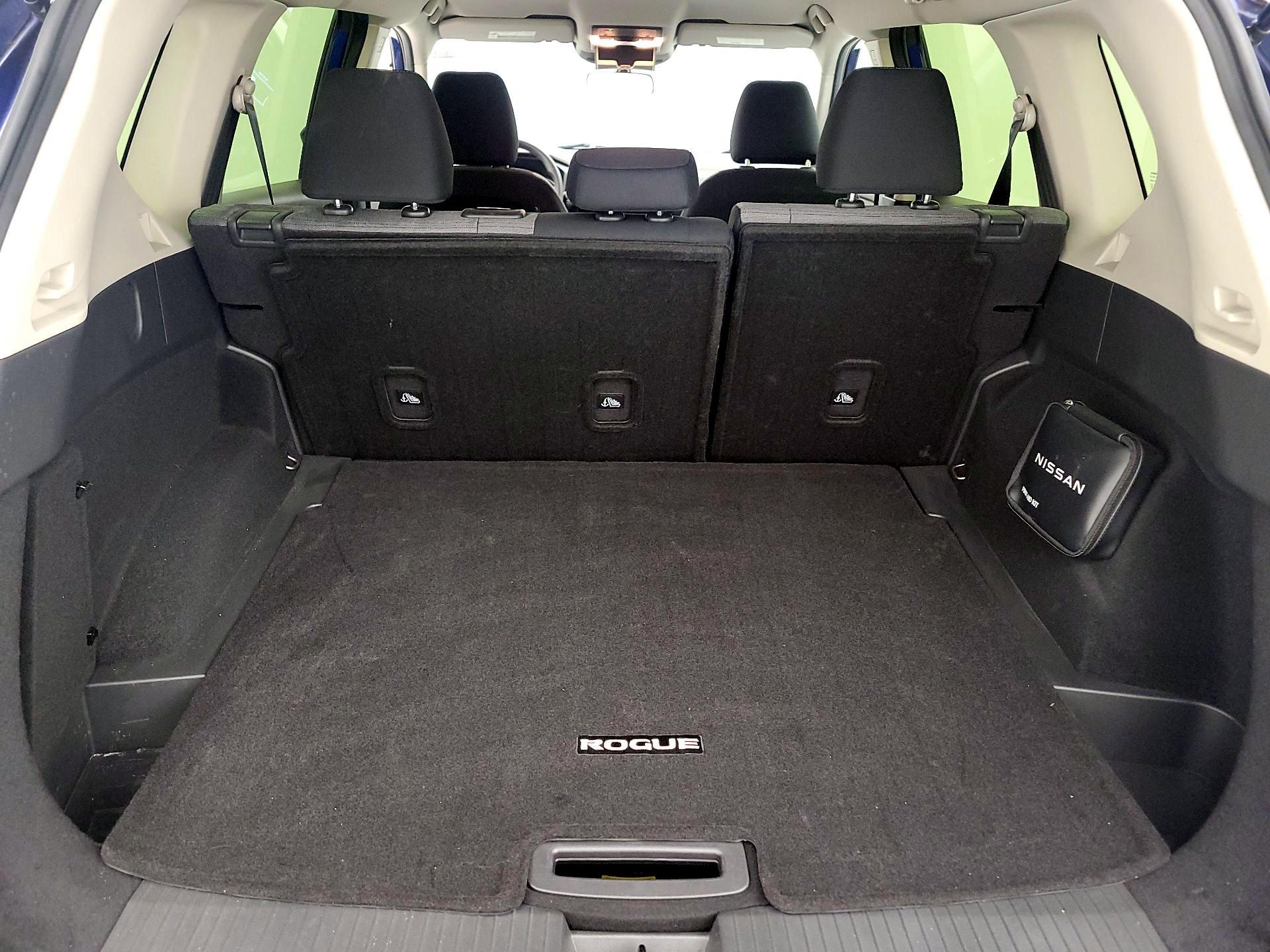 Thumbnail: 2023 Nissan Rogue - 20