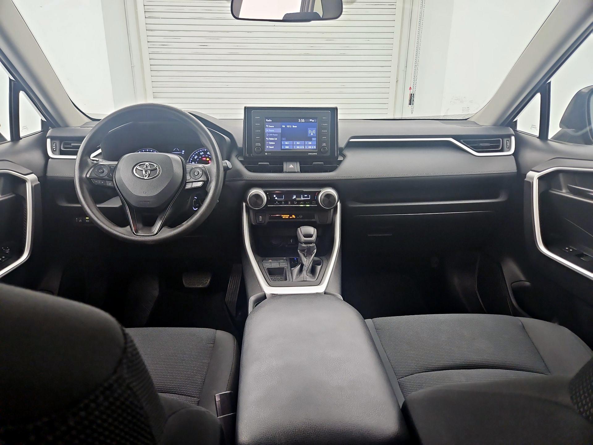 Thumbnail: 2021 Toyota RAV4 - 9